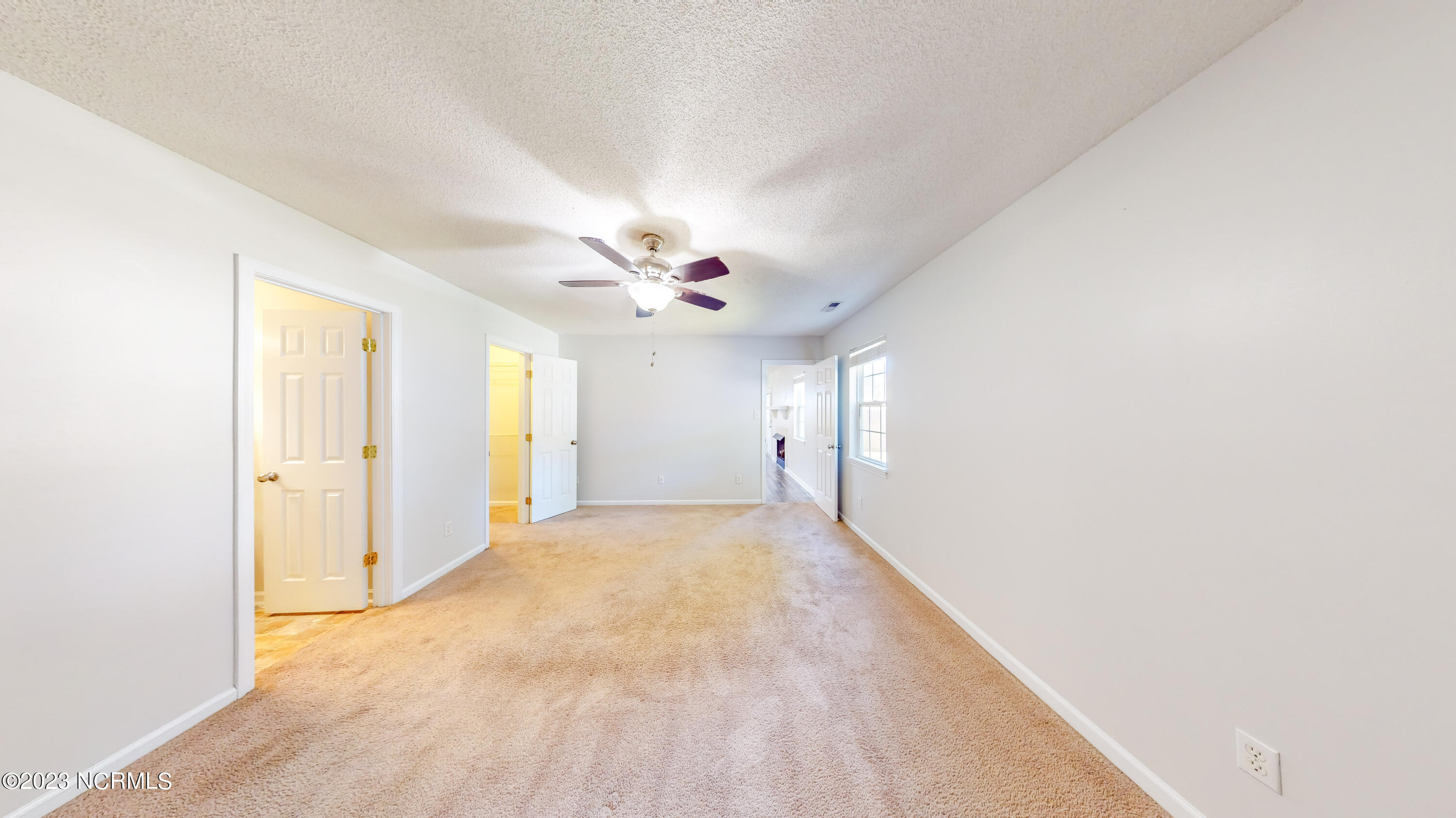 3013 E Windgate Court