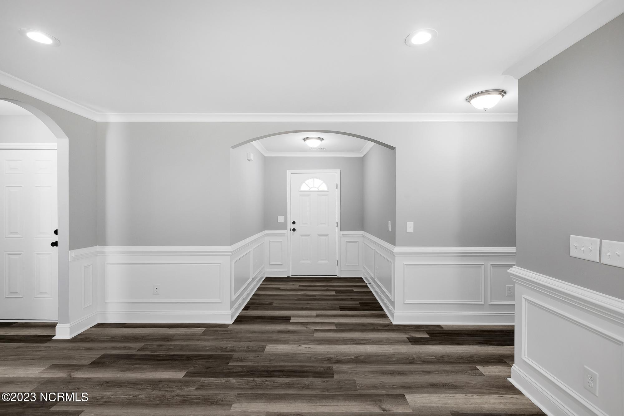 888 Old Folkstone Road