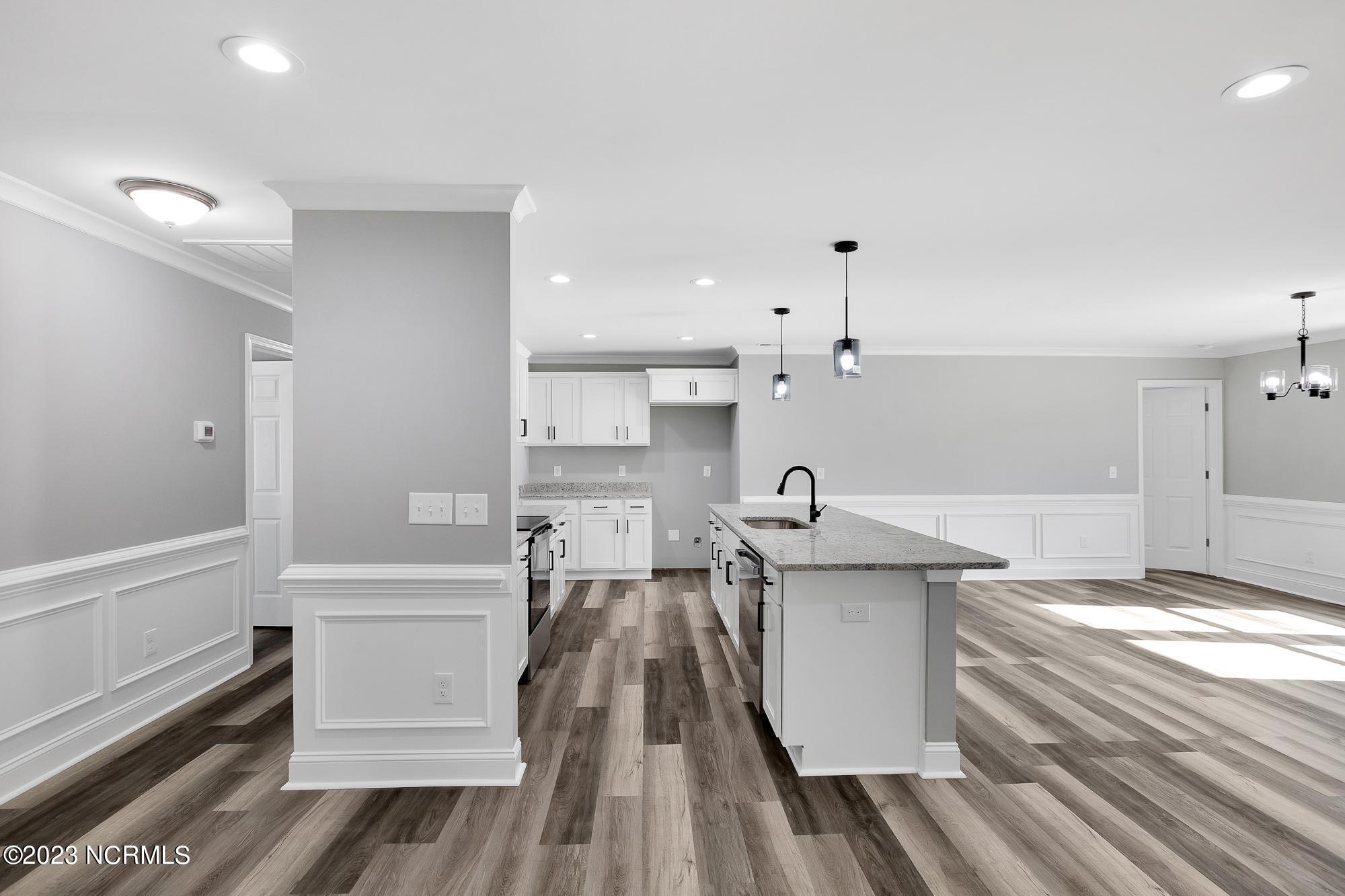 888 Old Folkstone Road