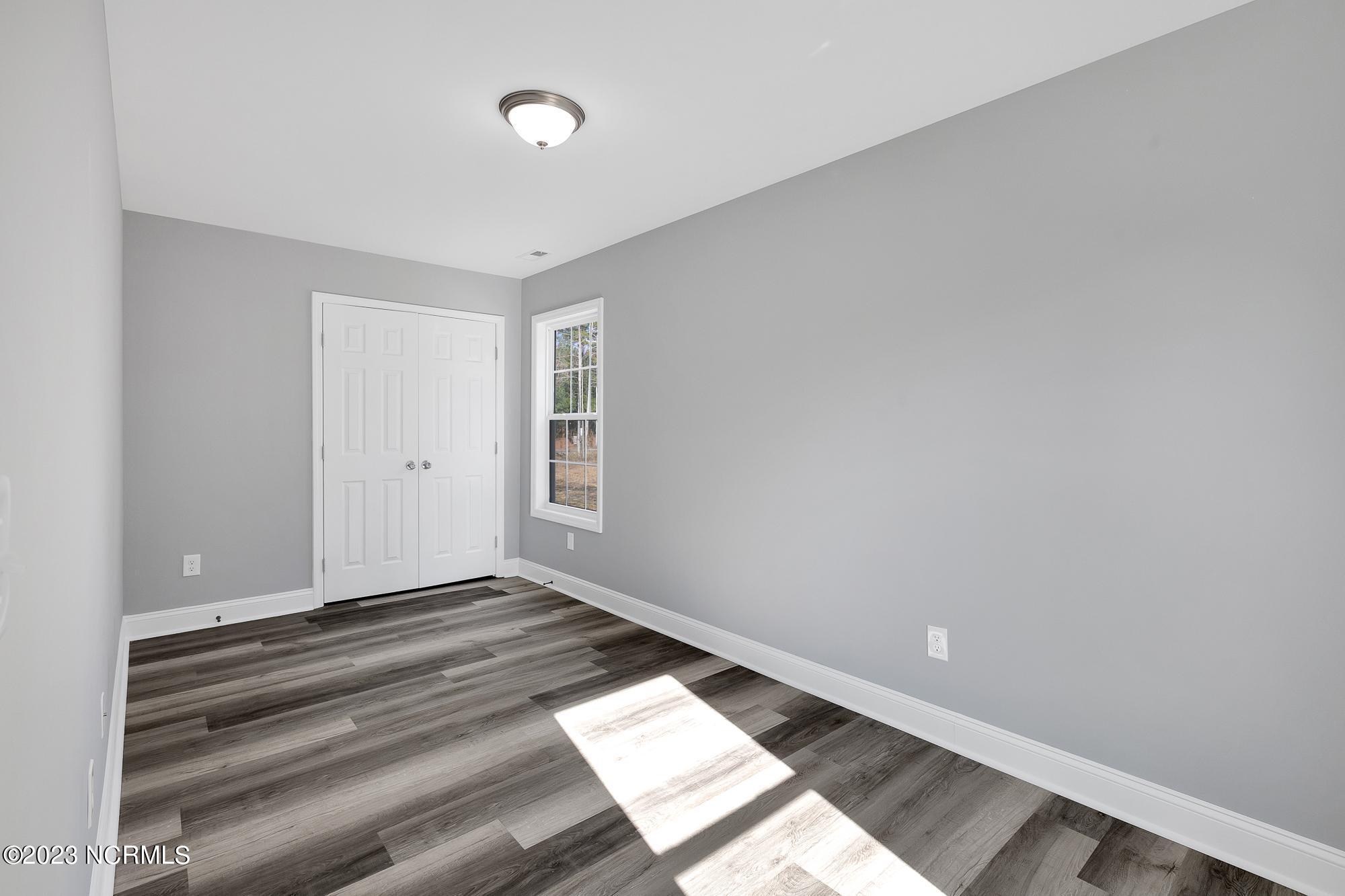 888 Old Folkstone Road