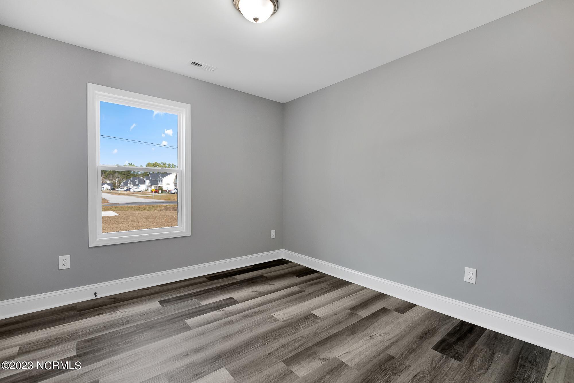 888 Old Folkstone Road