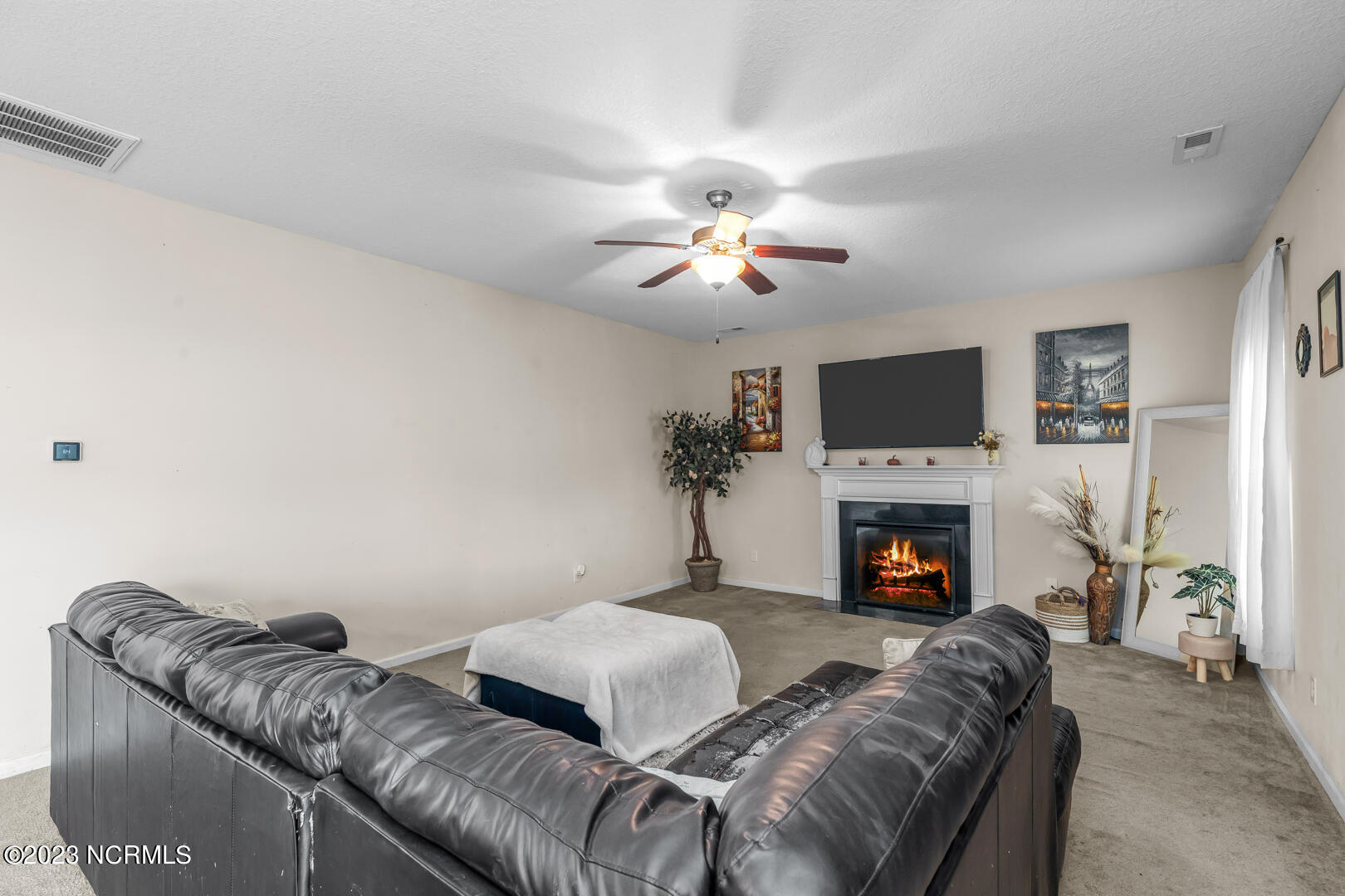 303 Aquamarine Circle