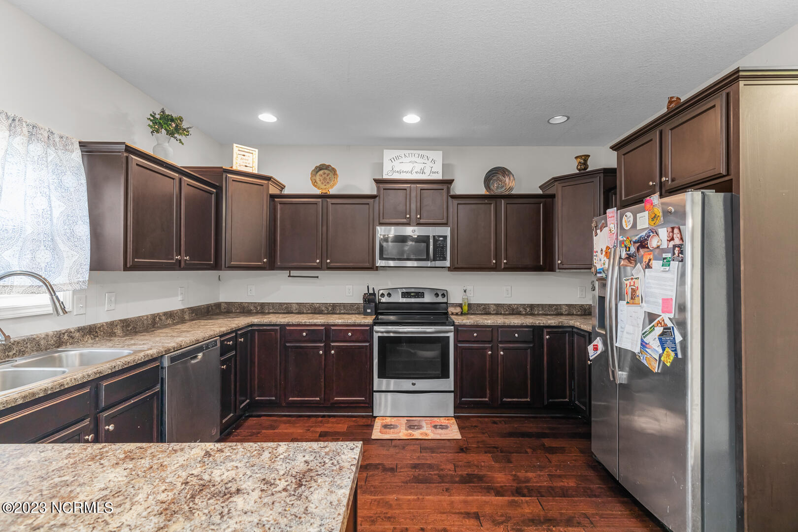 303 Aquamarine Circle