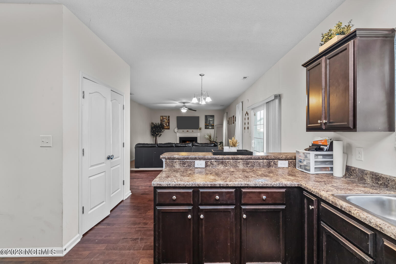 303 Aquamarine Circle