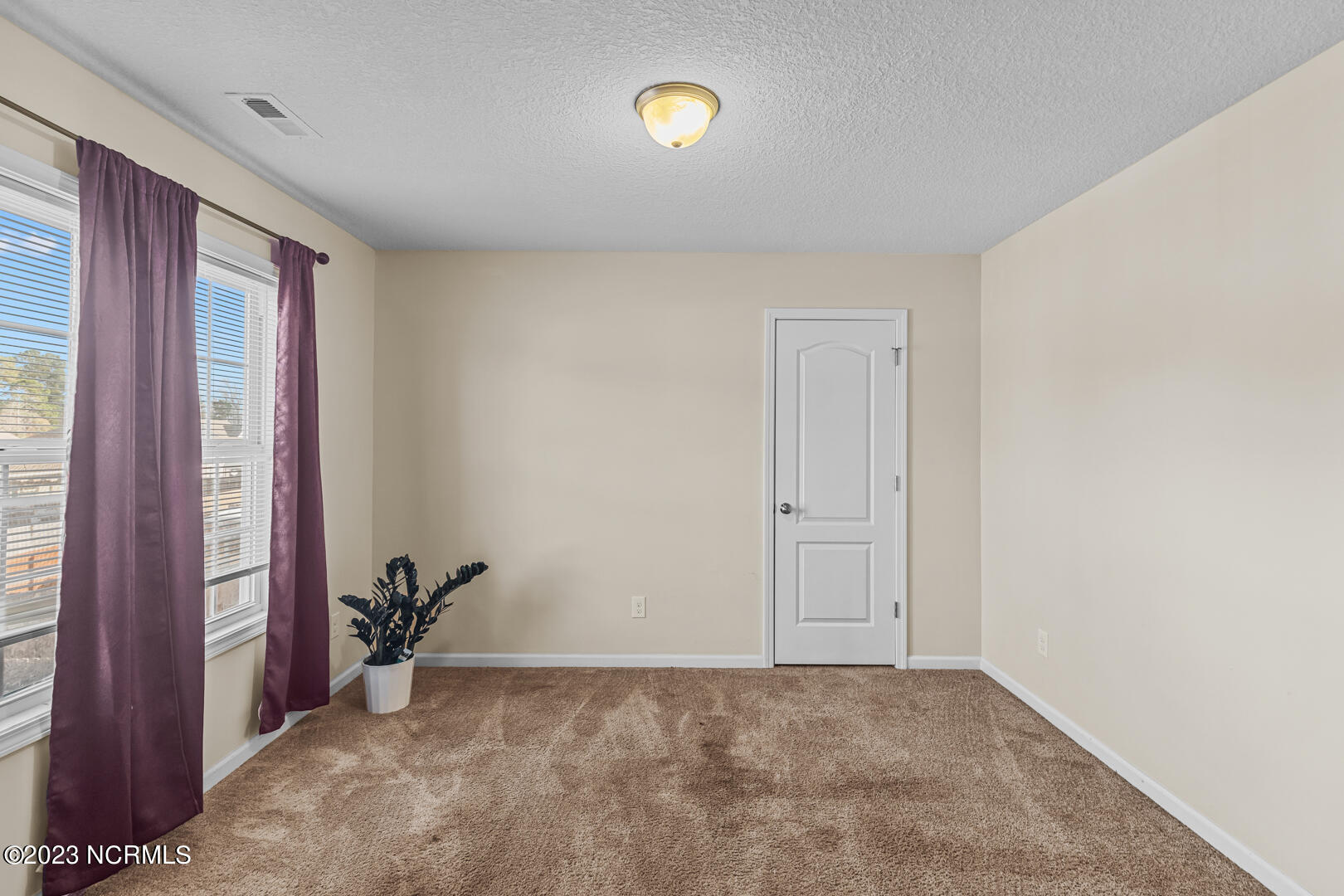 303 Aquamarine Circle