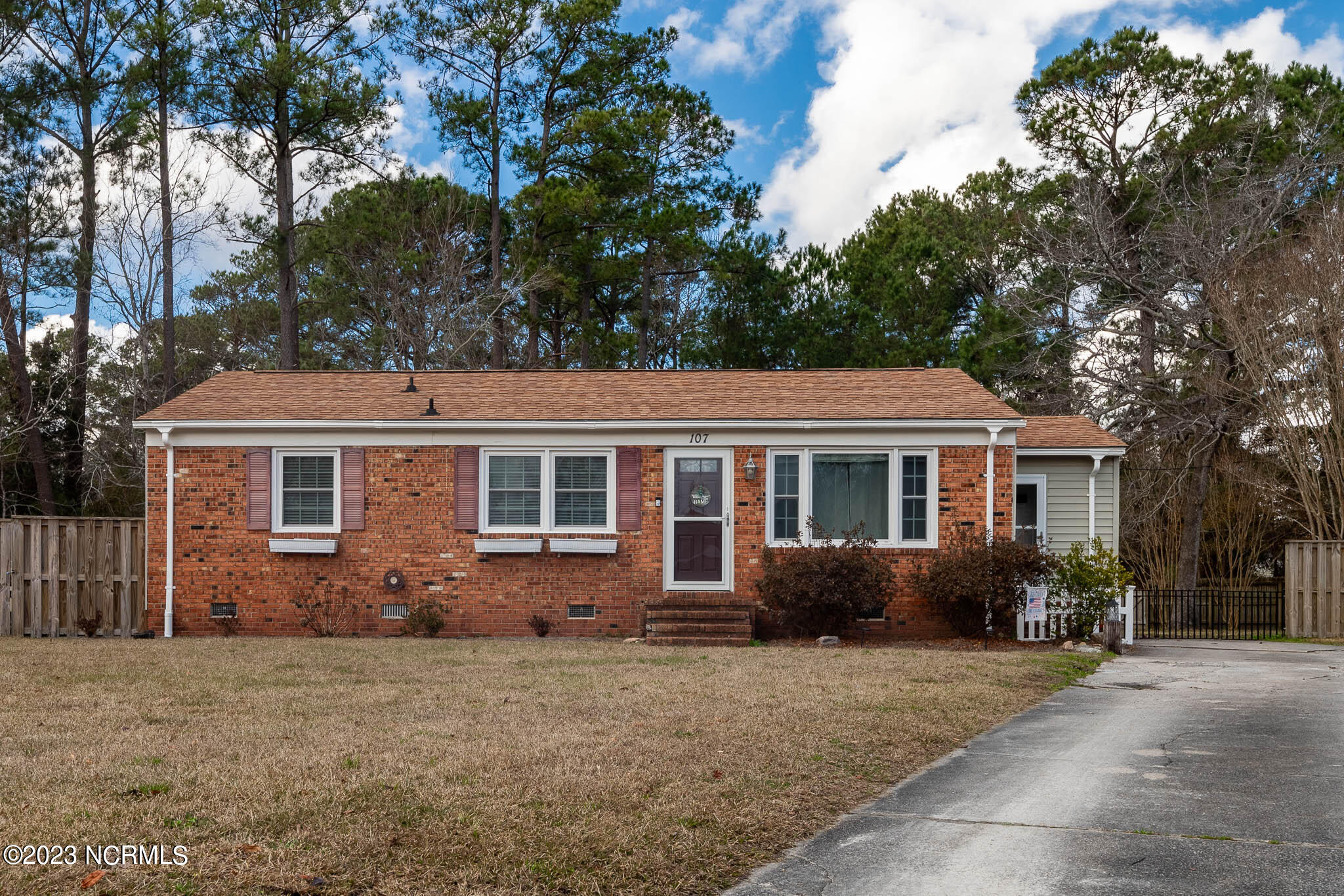 107 Forest View Drive