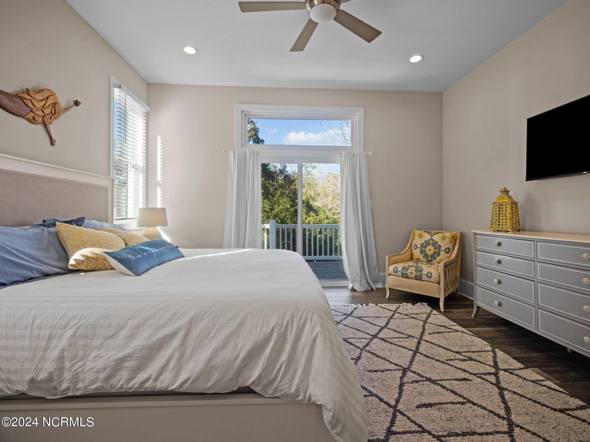 9908 Thistleroy Lane