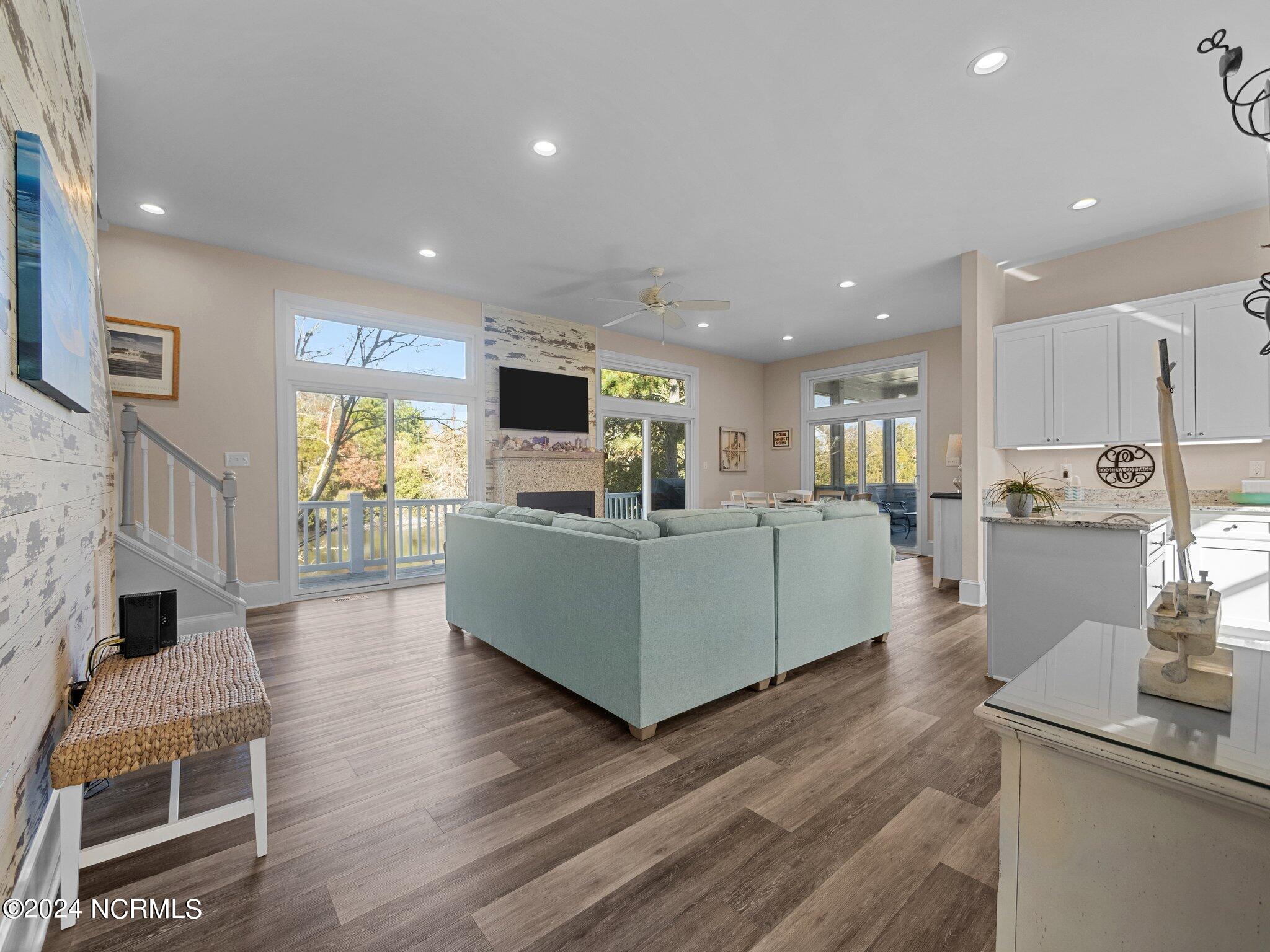 9908 Thistleroy Lane