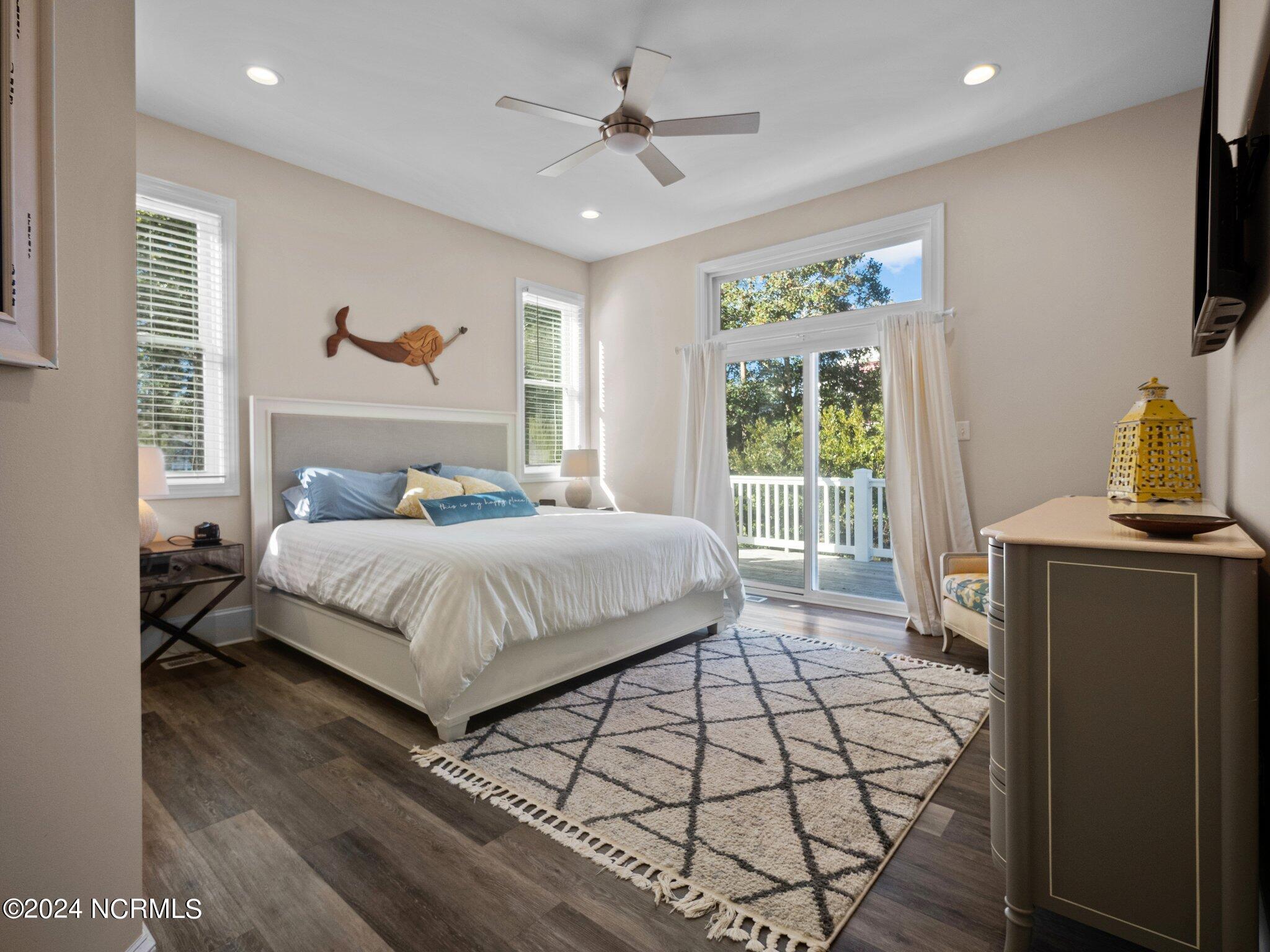 9908 Thistleroy Lane