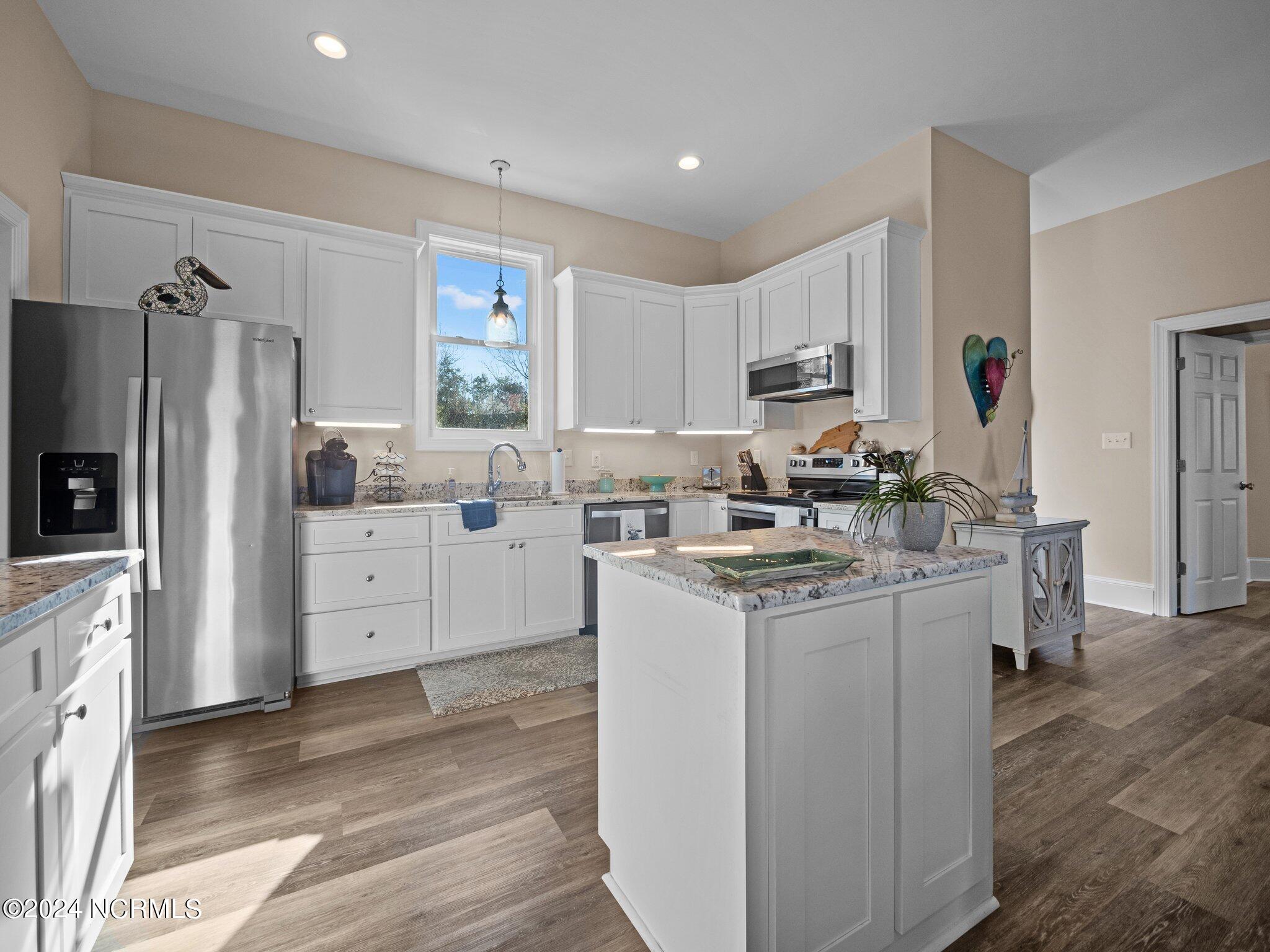 9908 Thistleroy Lane