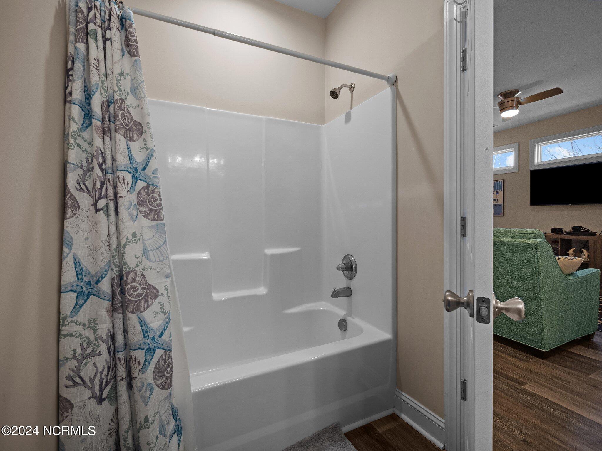 9908 Thistleroy Lane