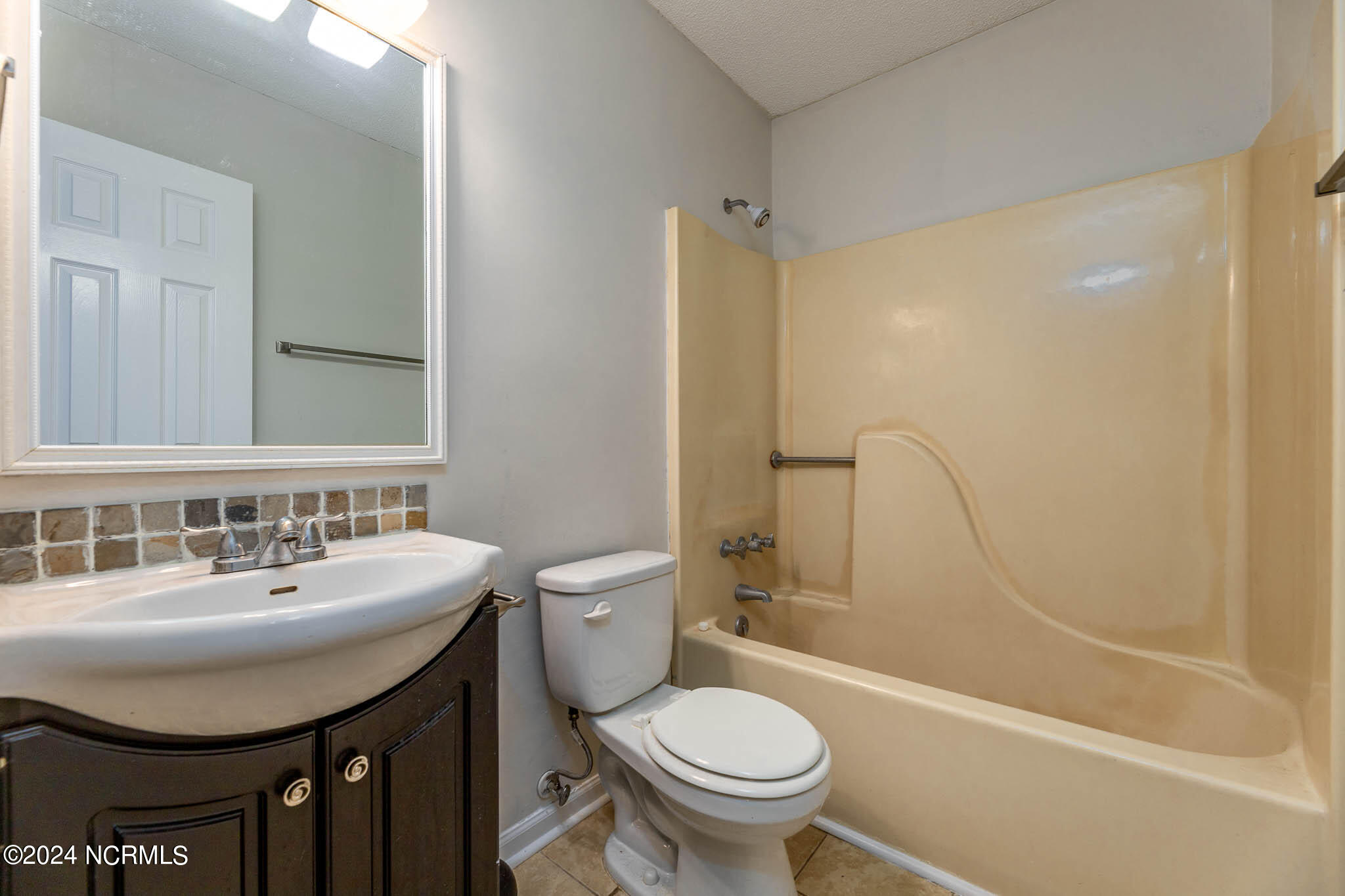 420 Hunting Green Drive