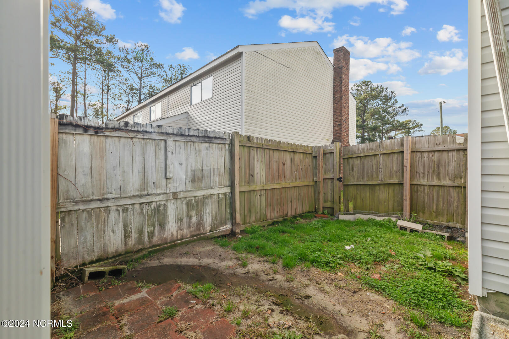 210 Myrtlewood Circle