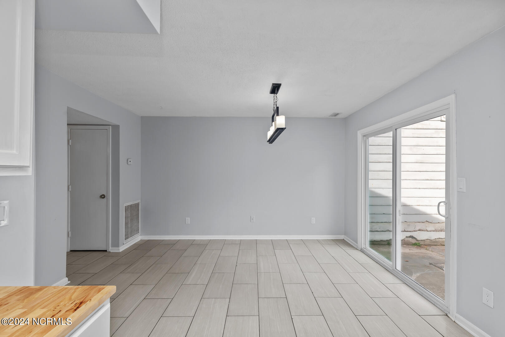 210 Myrtlewood Circle