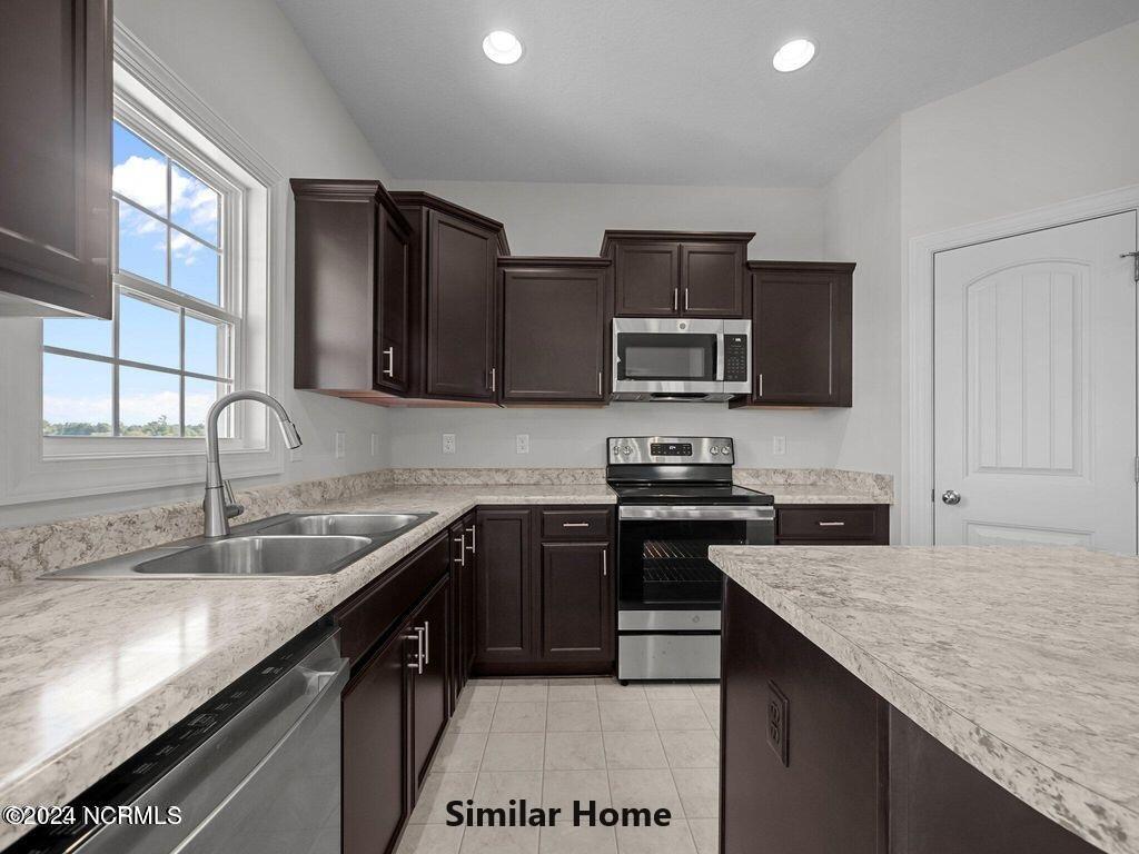 231 Village Creek Drive