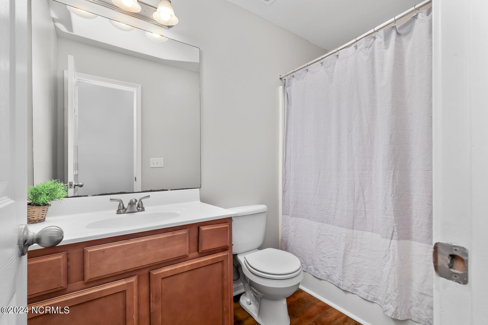 4003 W T Whitehead Drive