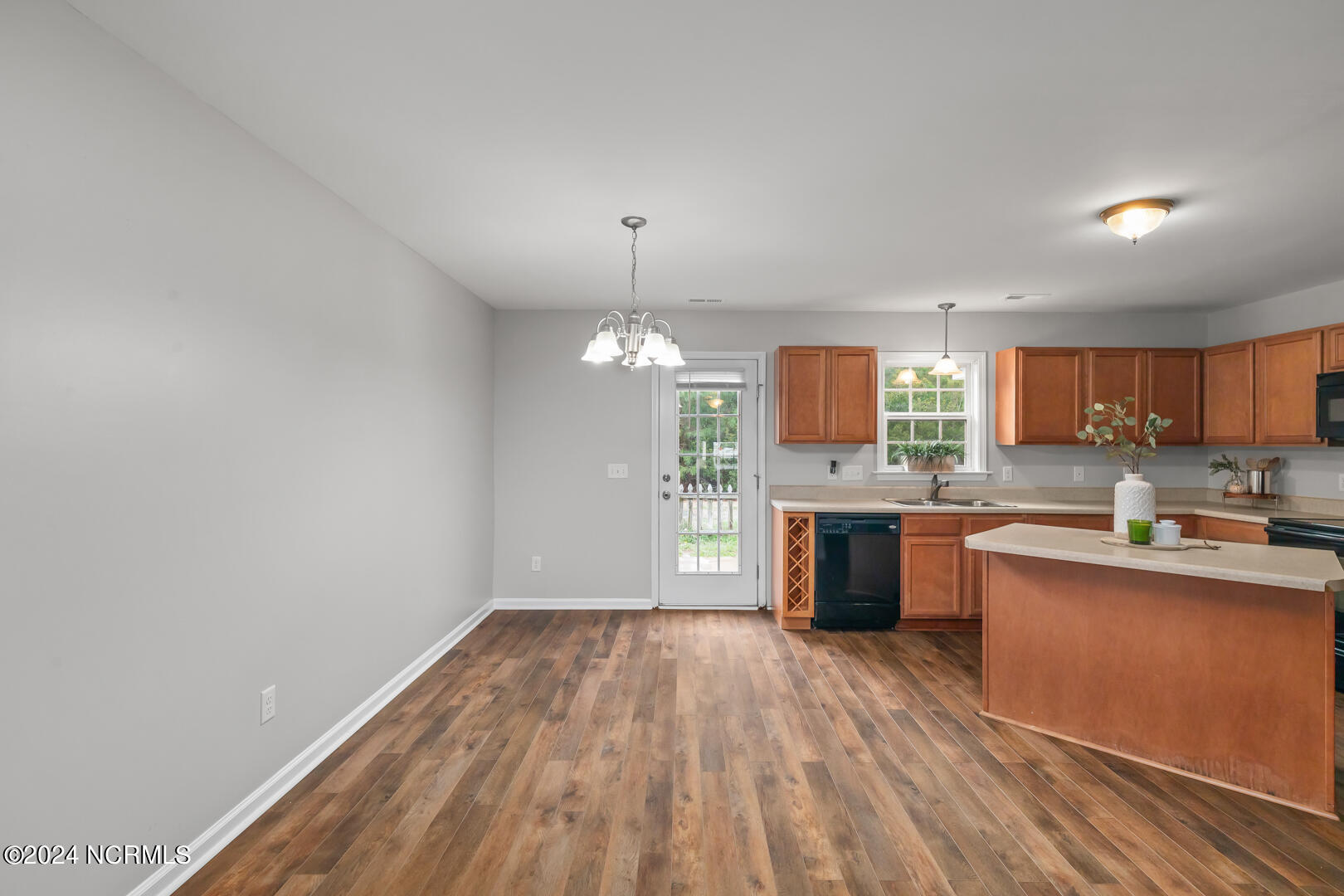 4003 W T Whitehead Drive