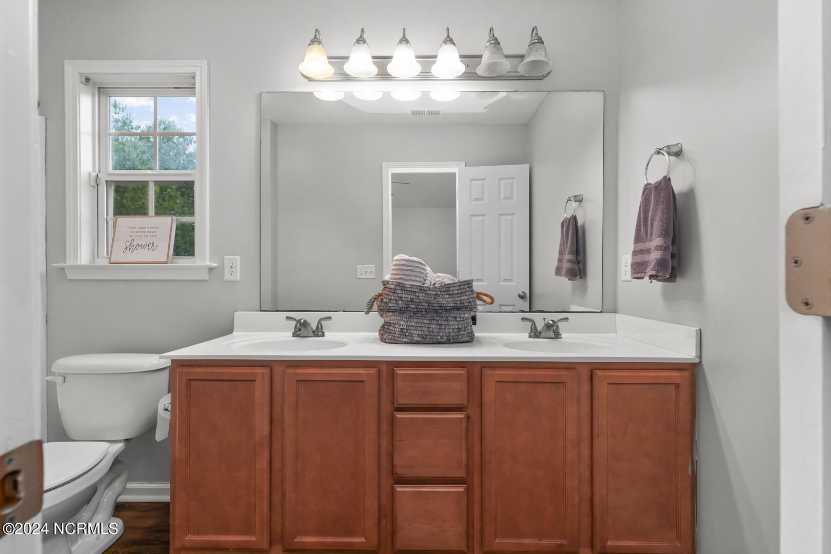 4003 W T Whitehead Drive