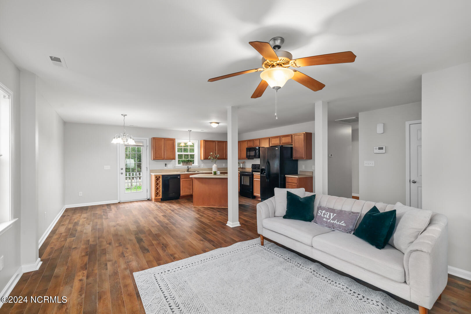 4003 W T Whitehead Drive