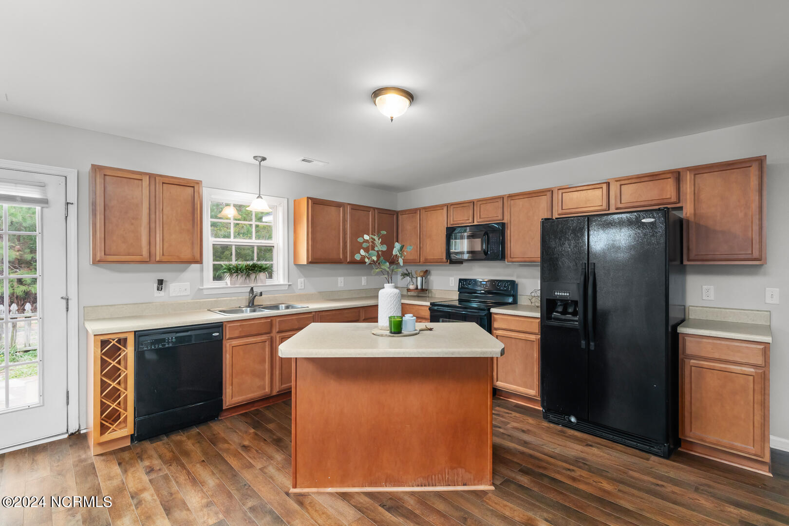 4003 W T Whitehead Drive