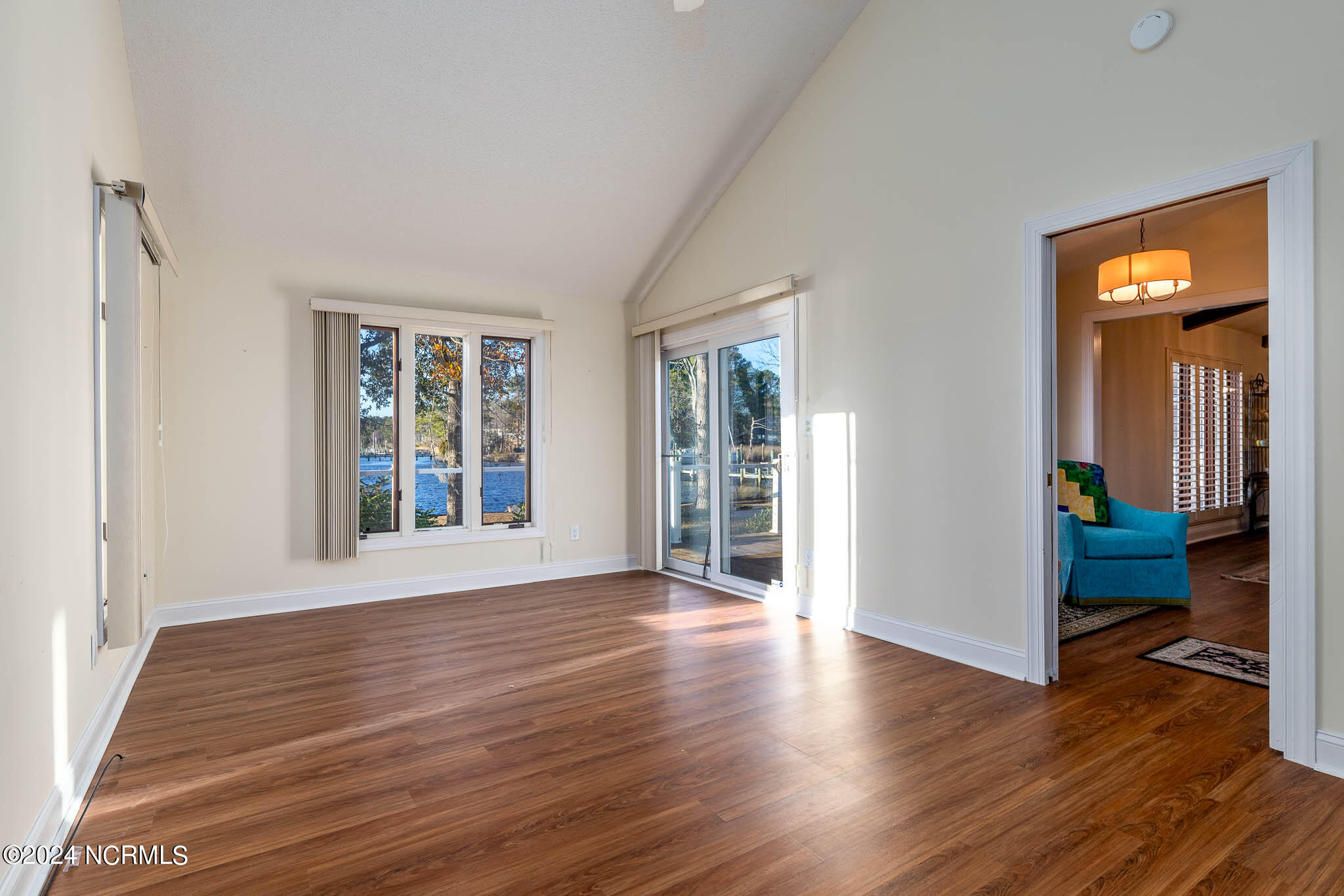 1904 Harbourside Drive