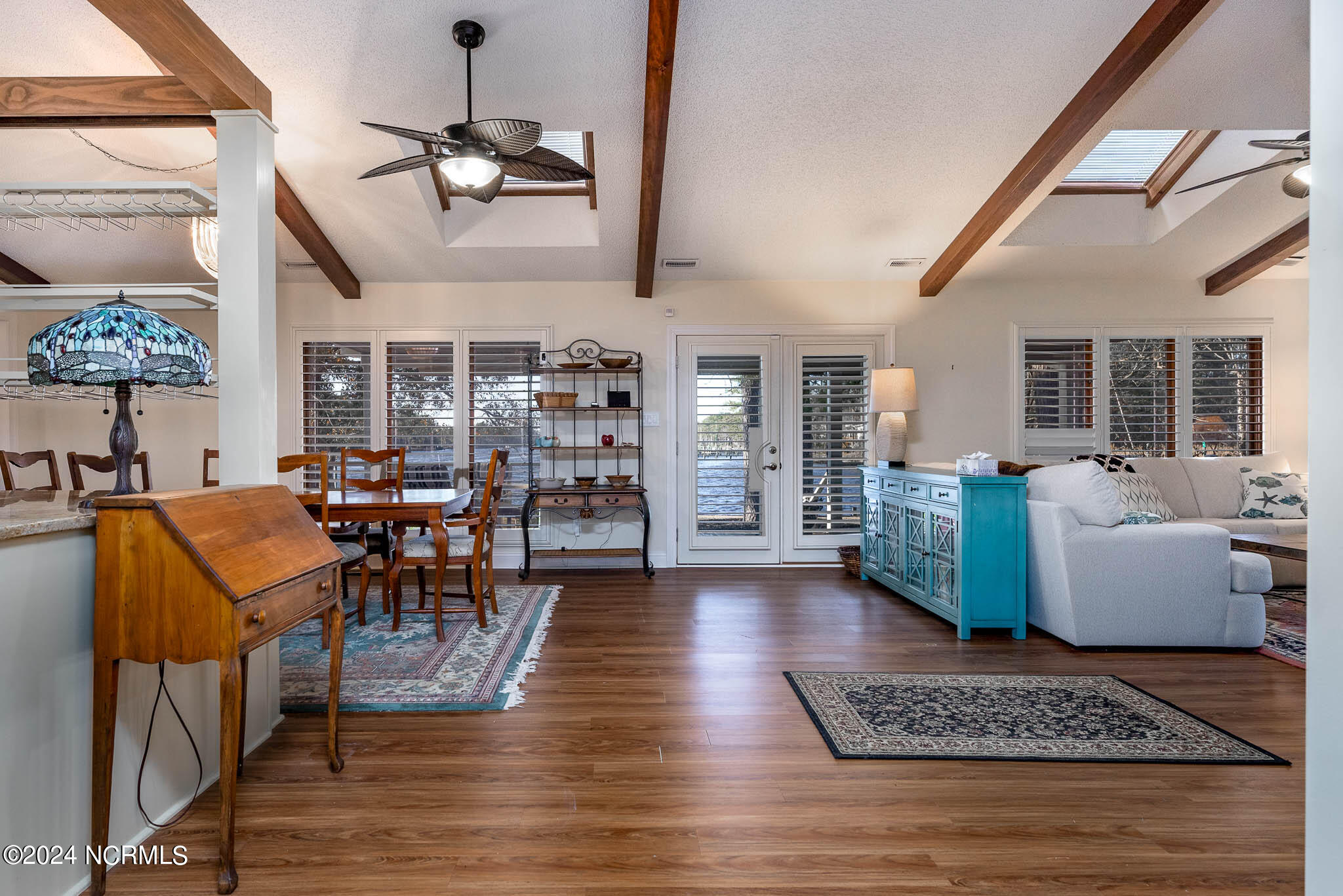 1904 Harbourside Drive