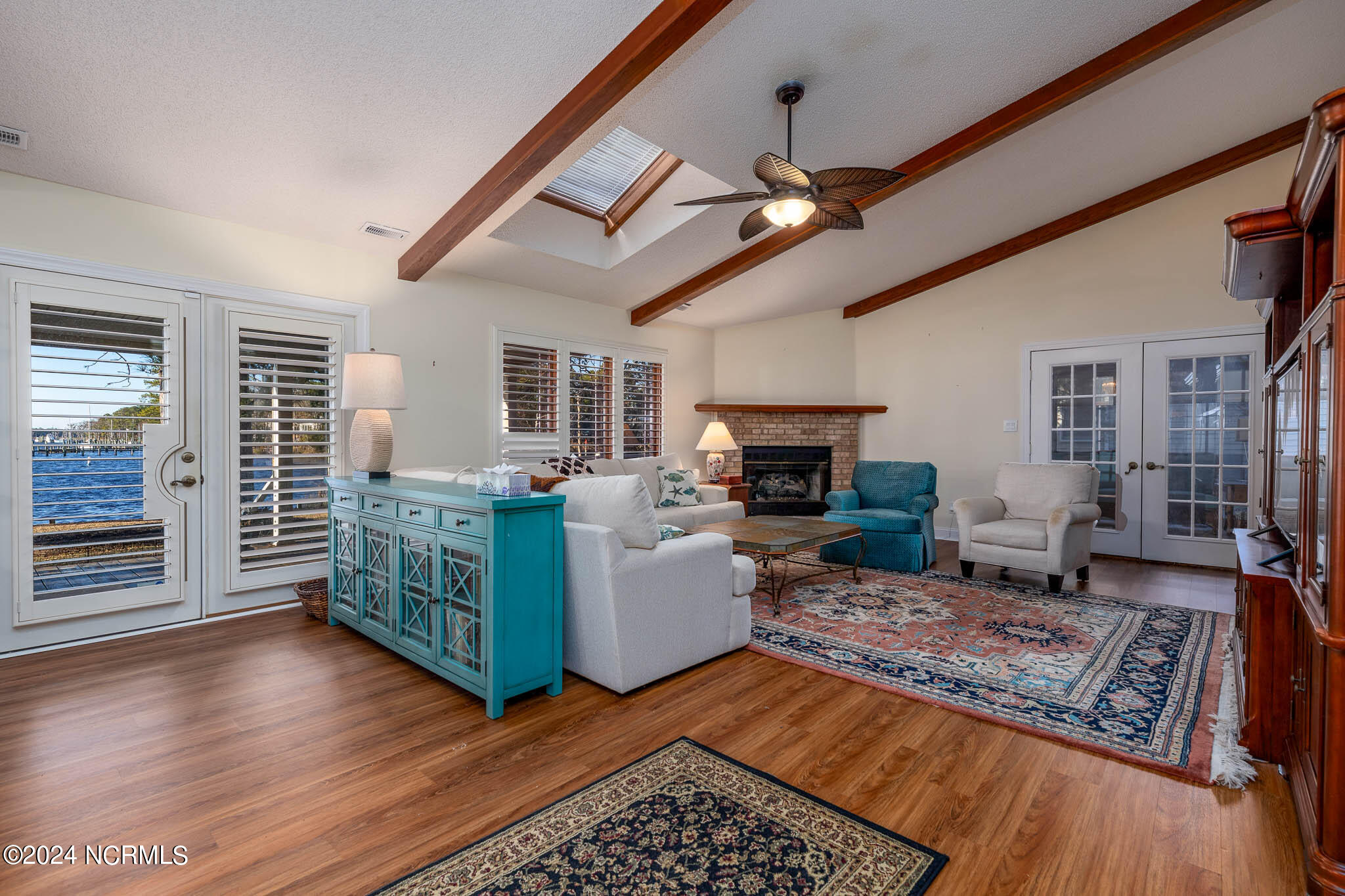 1904 Harbourside Drive