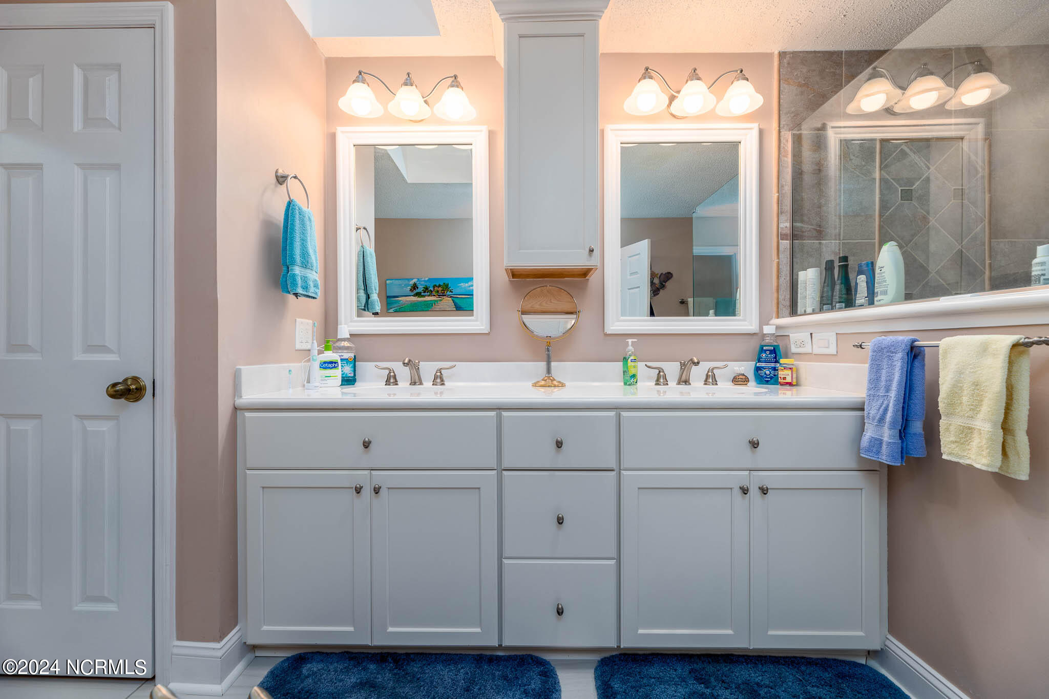 1904 Harbourside Drive