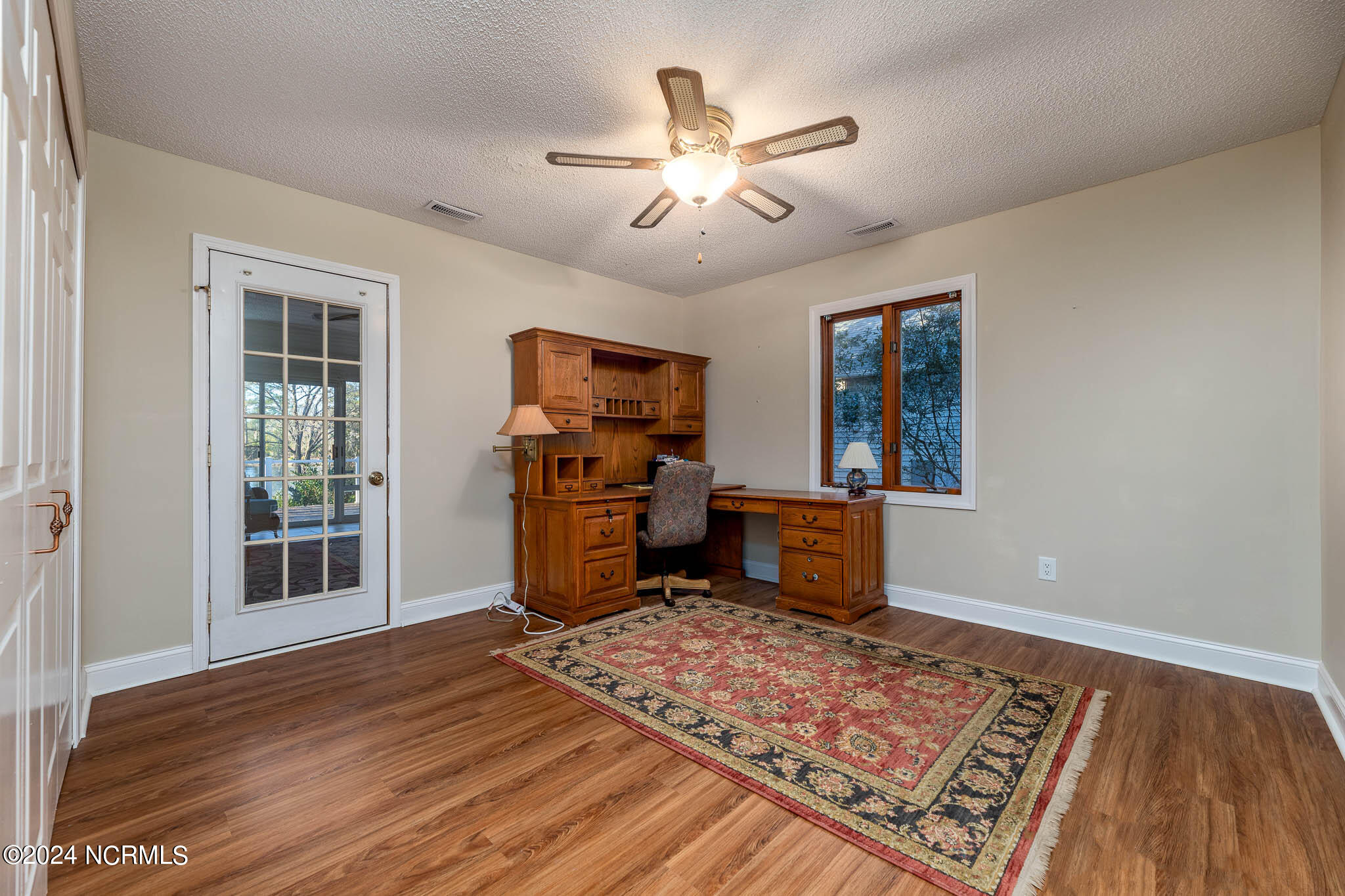 1904 Harbourside Drive