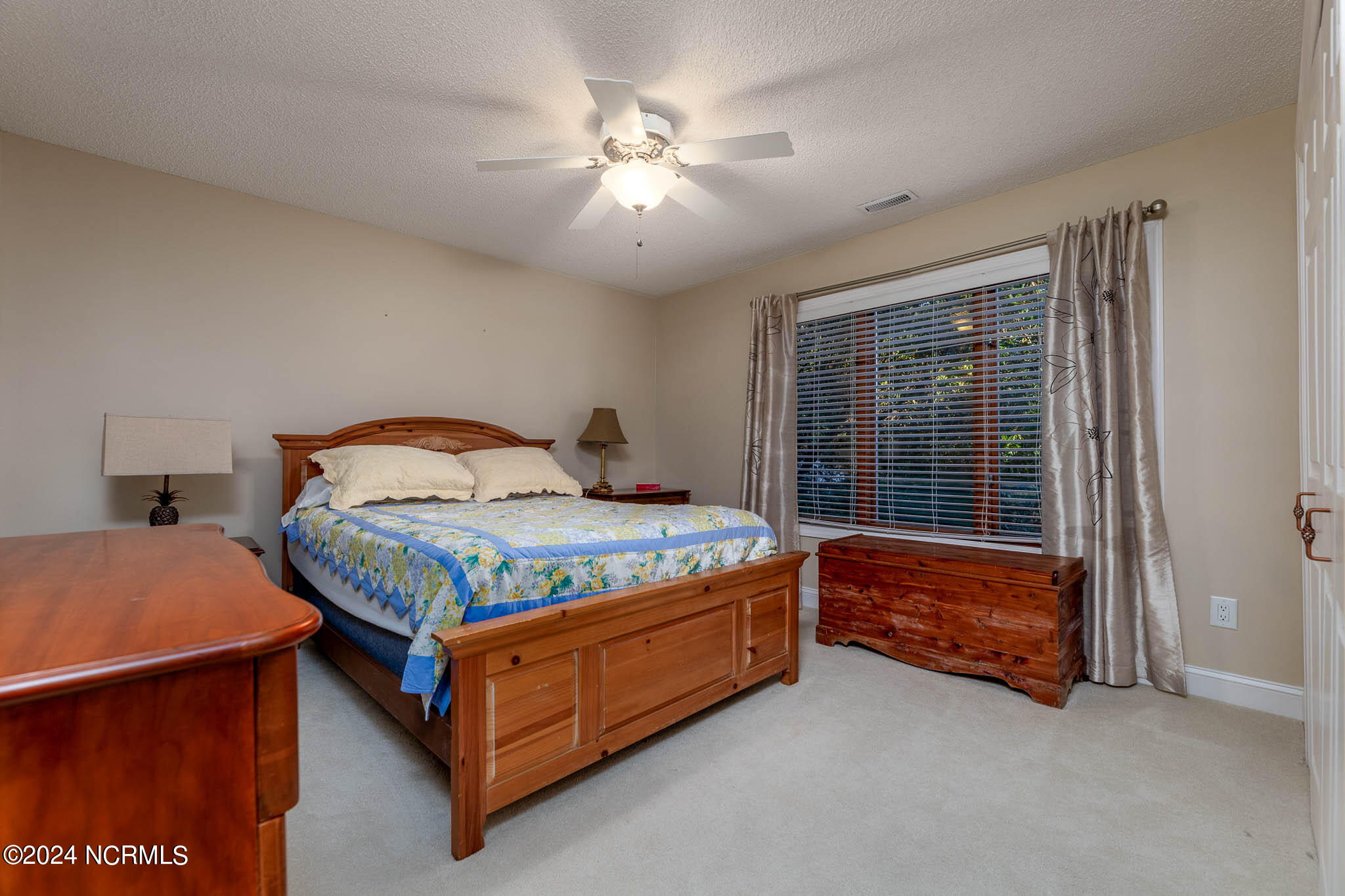 1904 Harbourside Drive