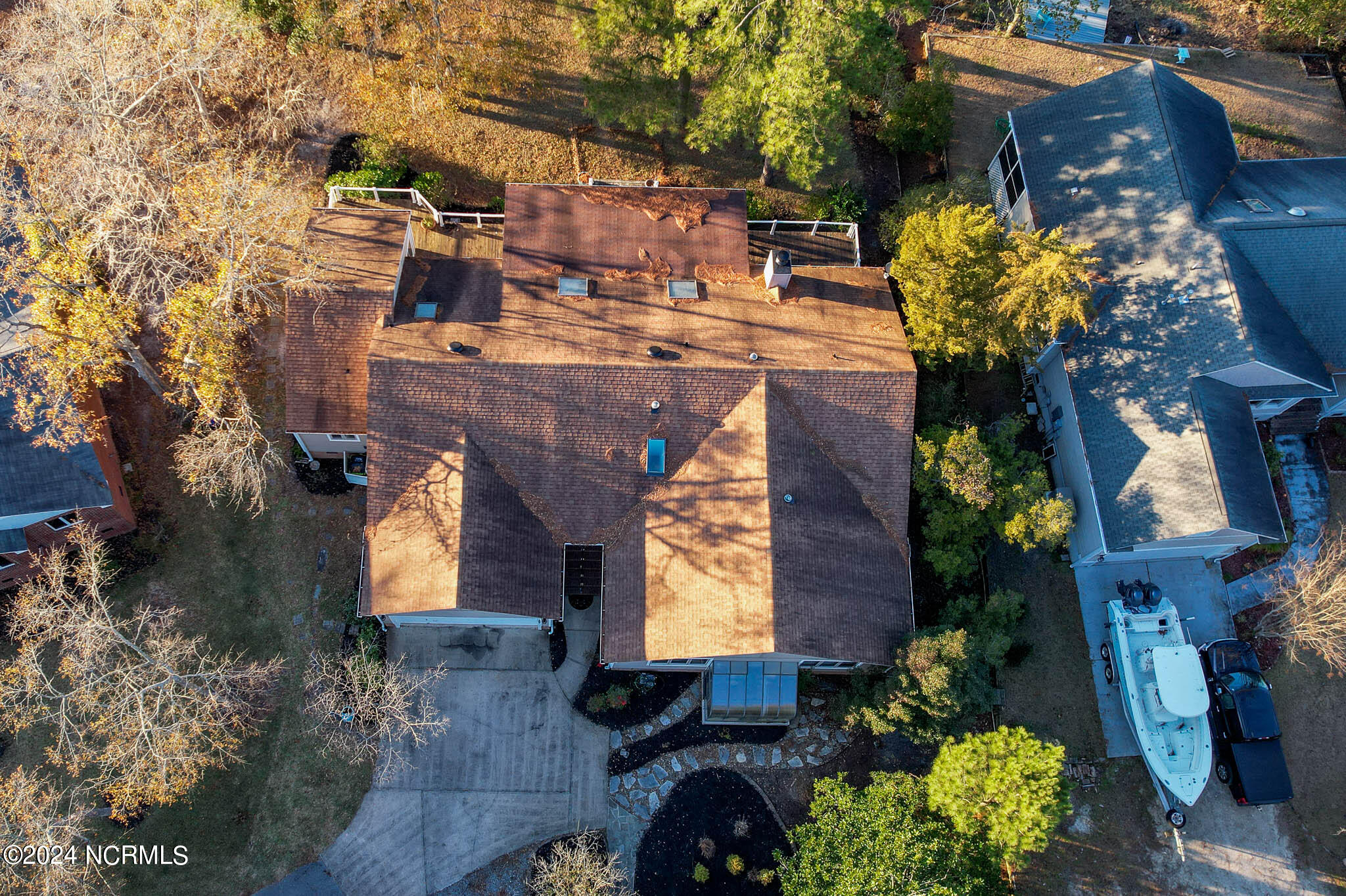 1904 Harbourside Drive