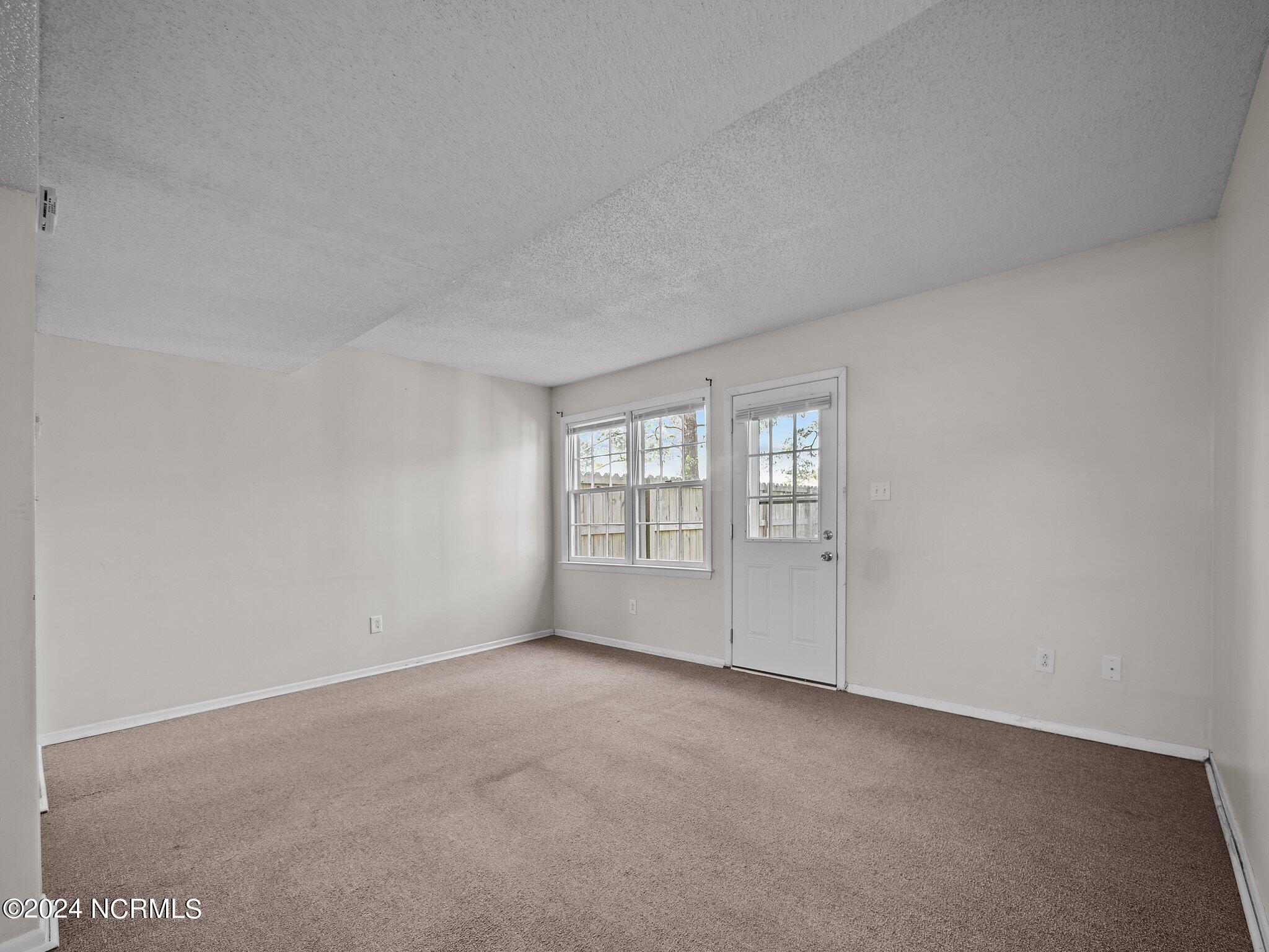 139 King George Court