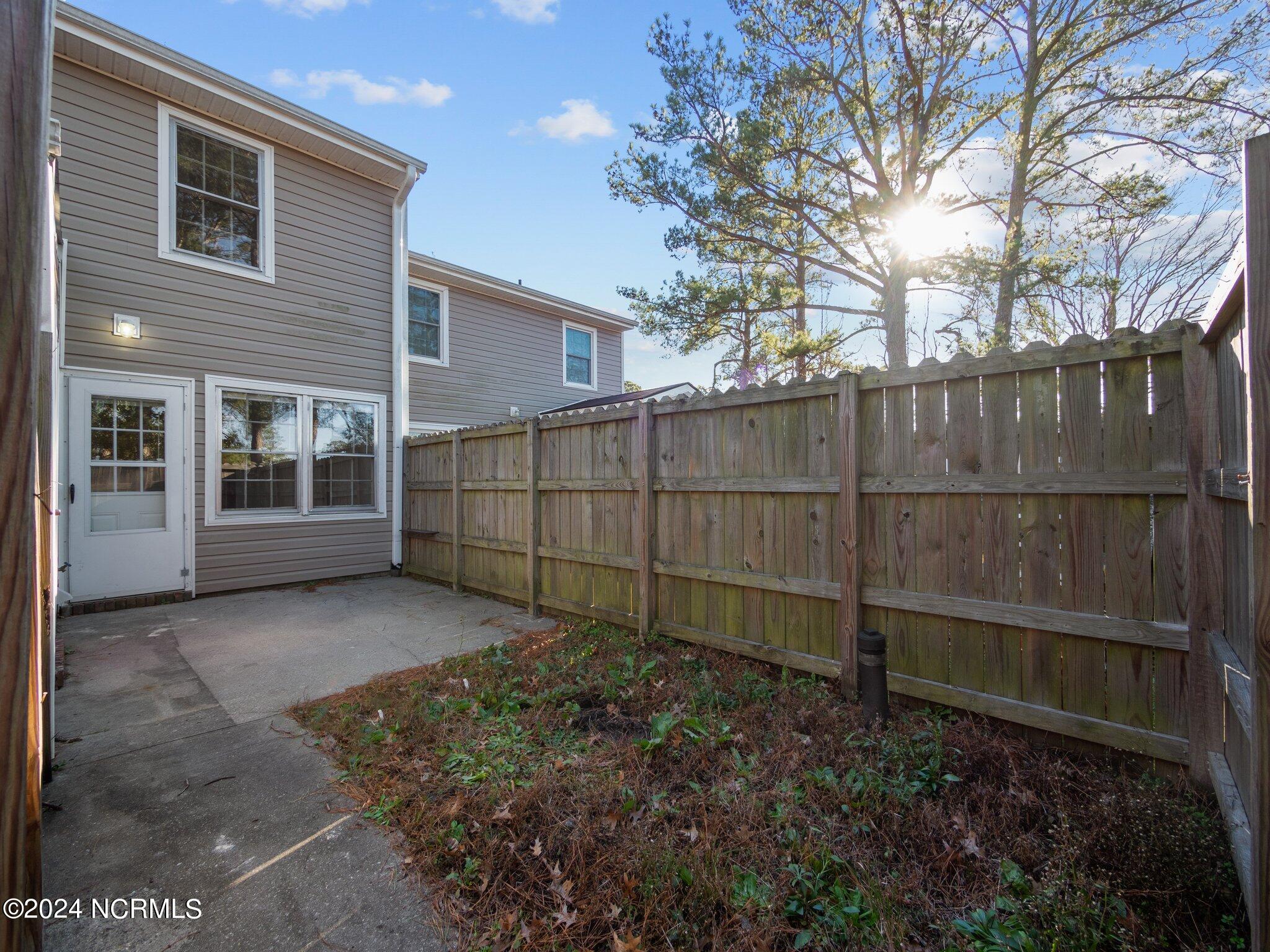 139 King George Court