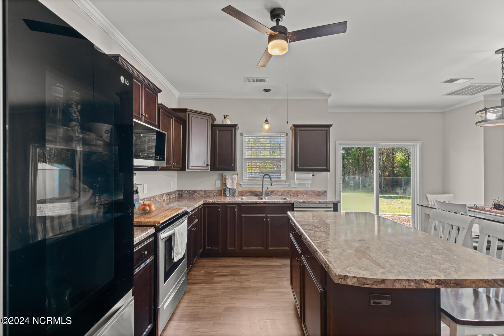 117 Sparrows Point Lane