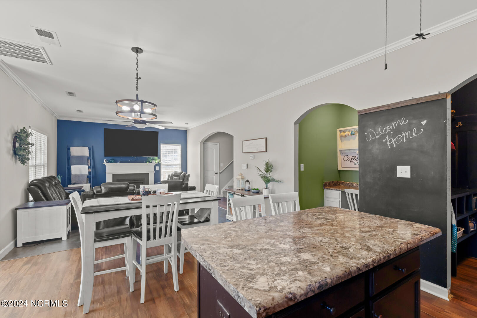 117 Sparrows Point Lane