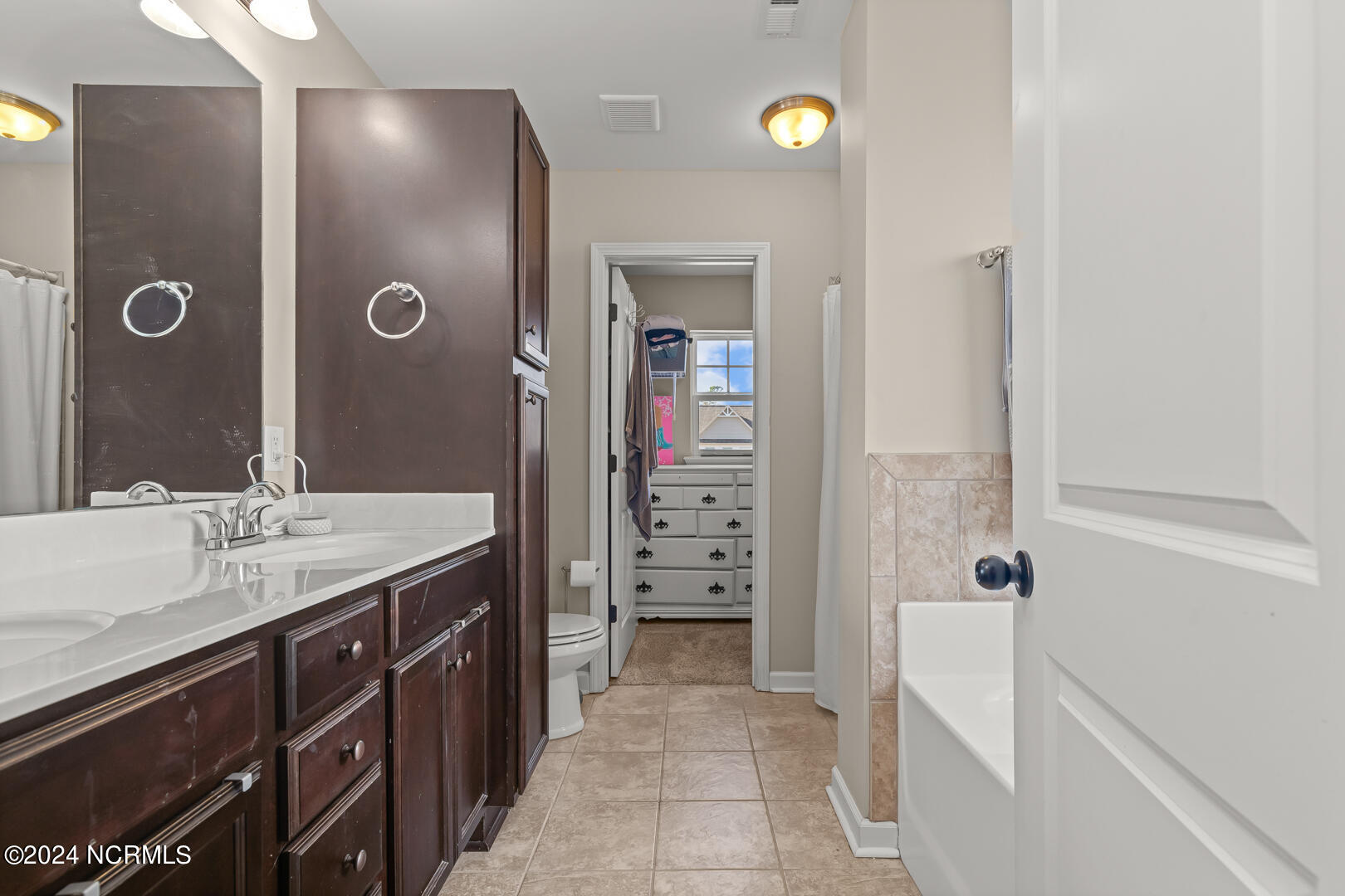 117 Sparrows Point Lane