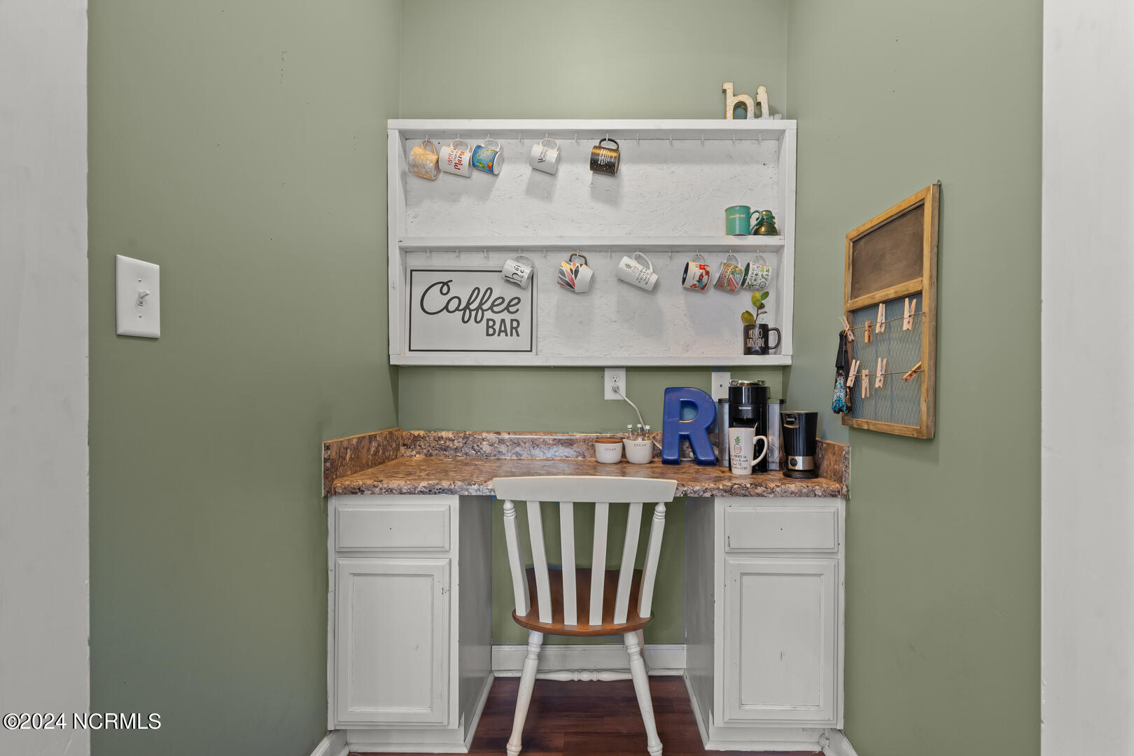 117 Sparrows Point Lane