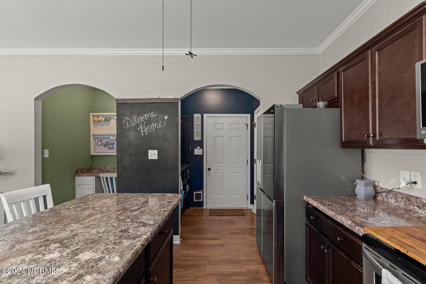 117 Sparrows Point Lane