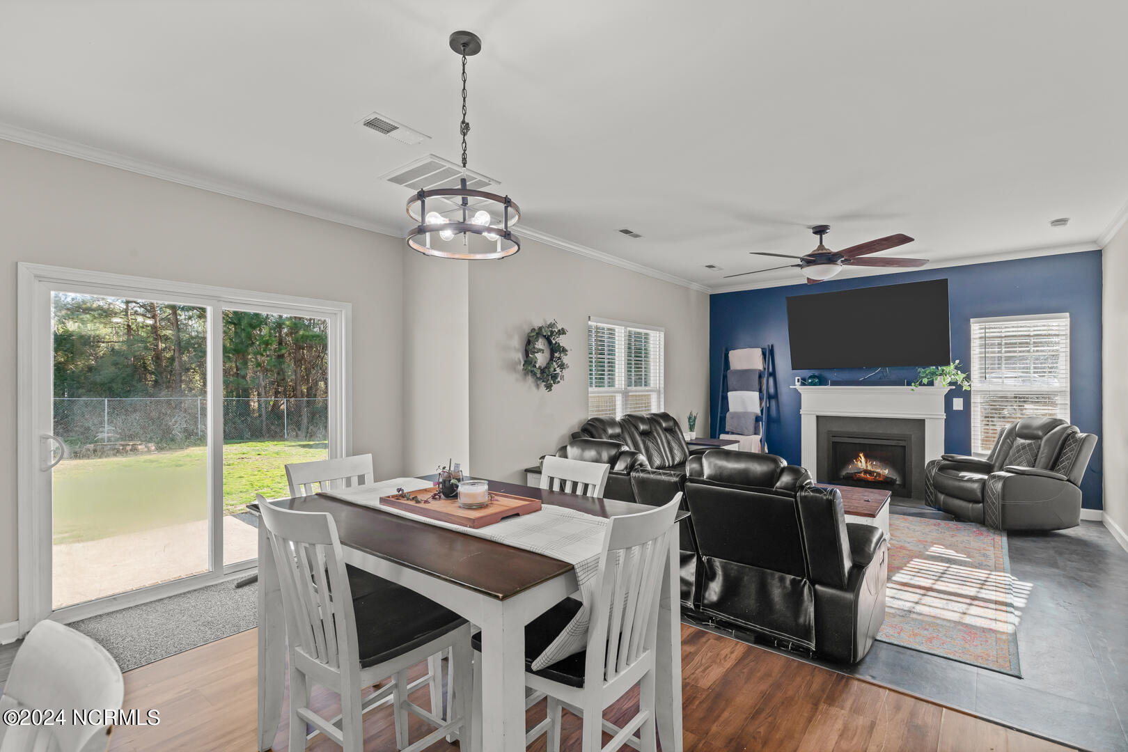 117 Sparrows Point Lane