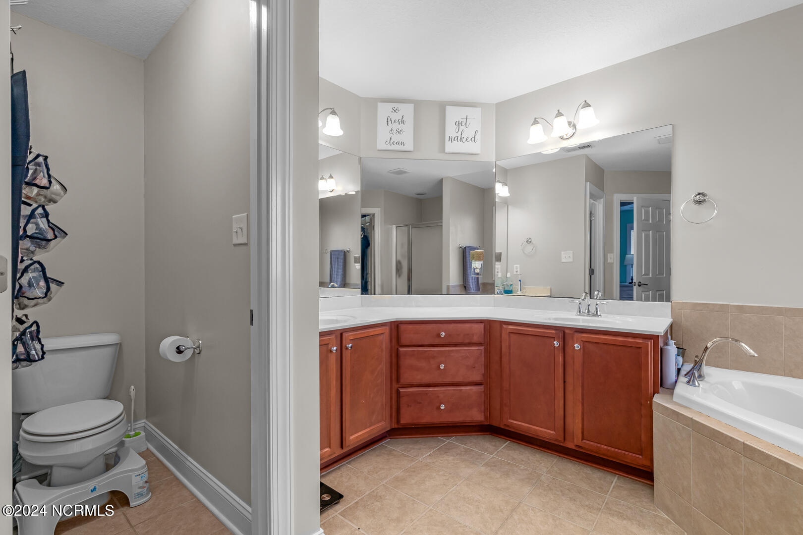 112 Farmington Drive