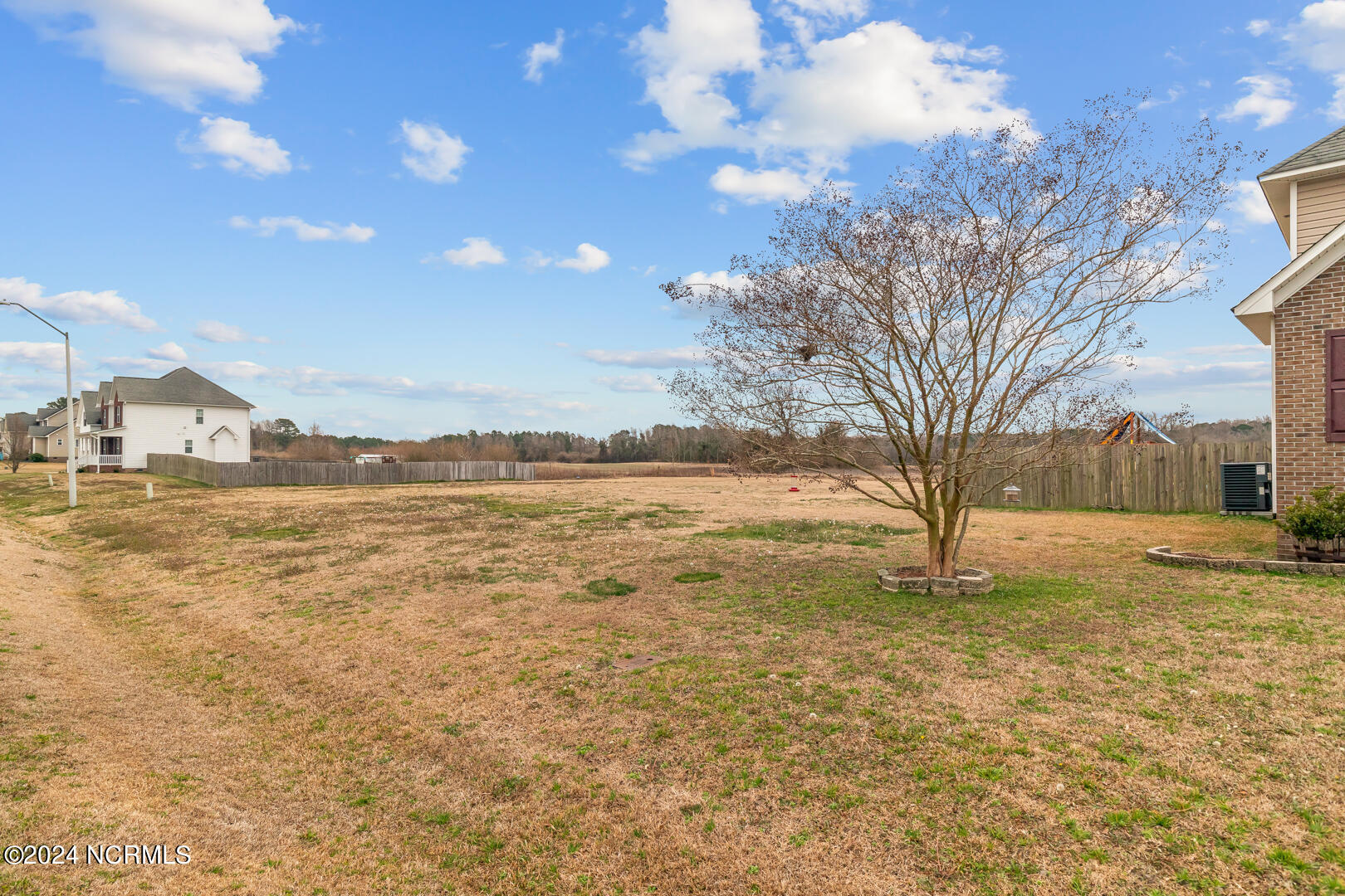 112 Farmington Drive