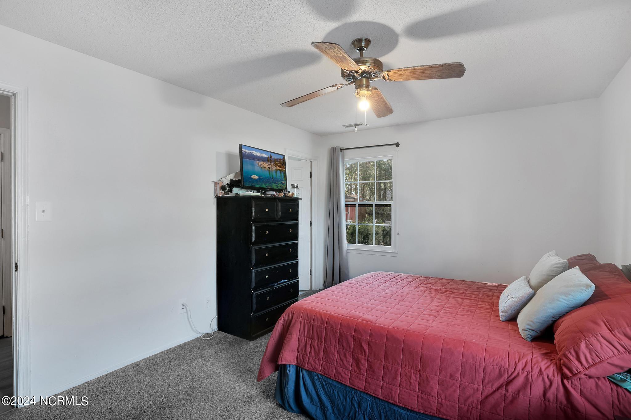 513 W Springhill Terrace