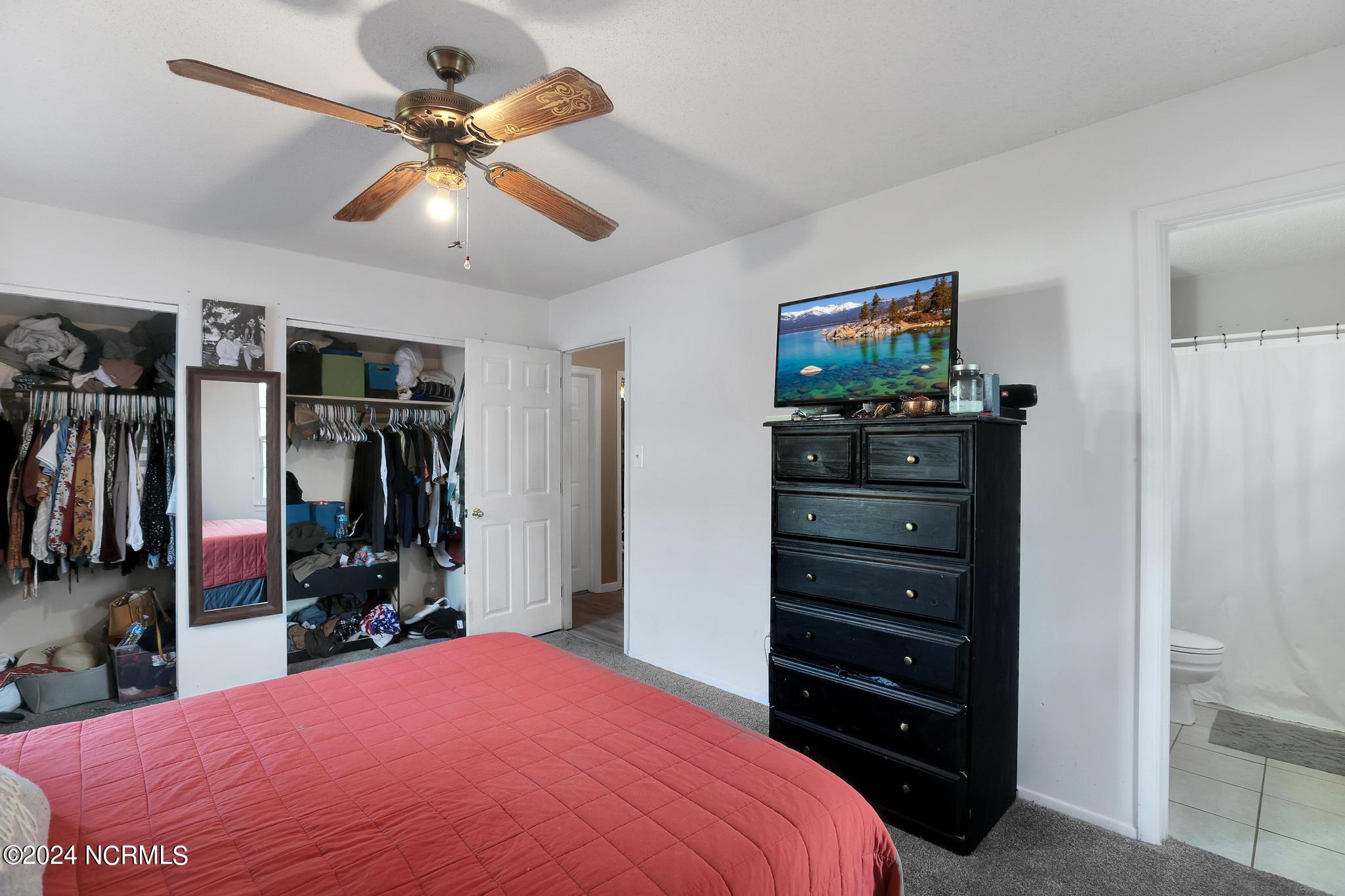 513 W Springhill Terrace