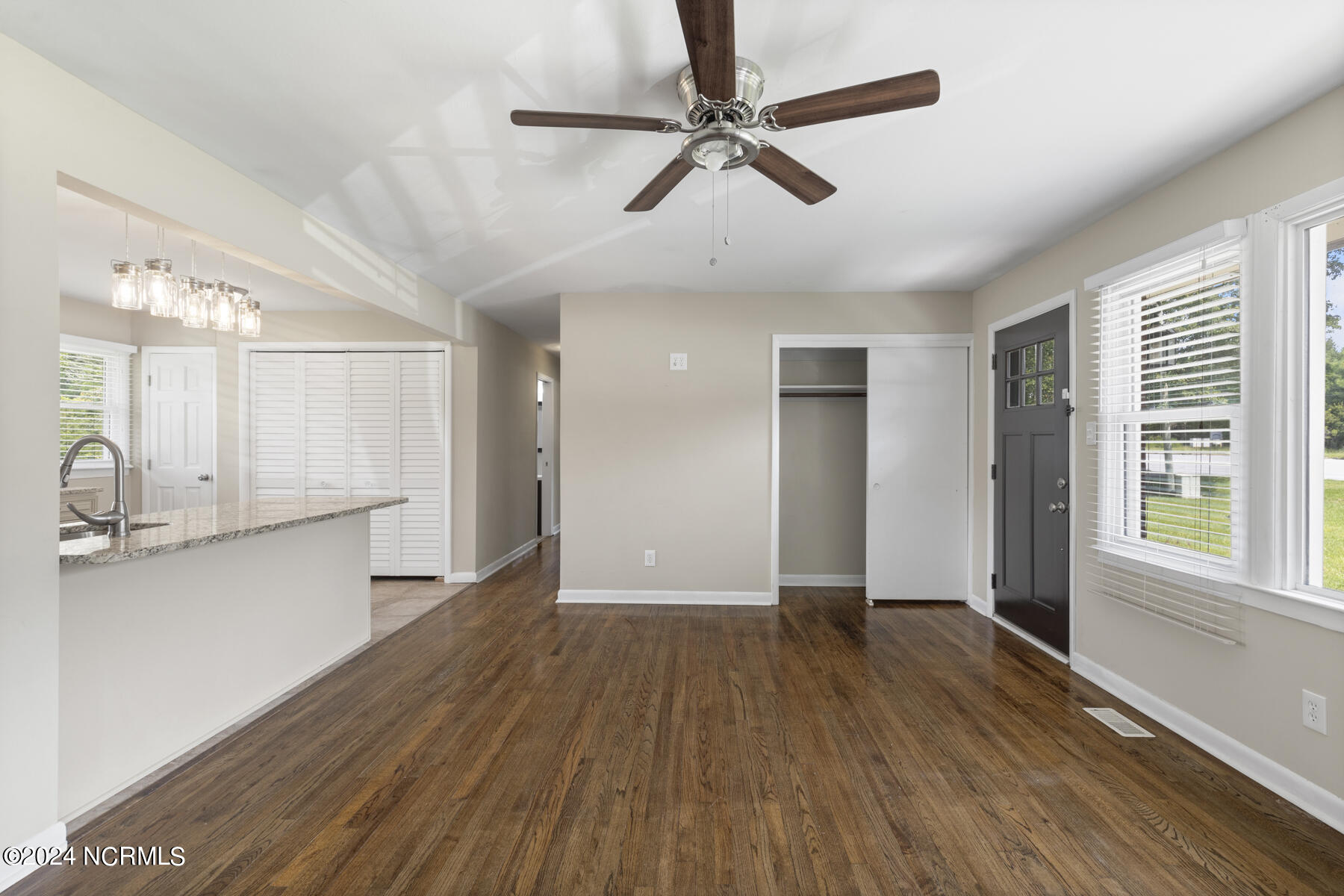 3635 Richlands Highway