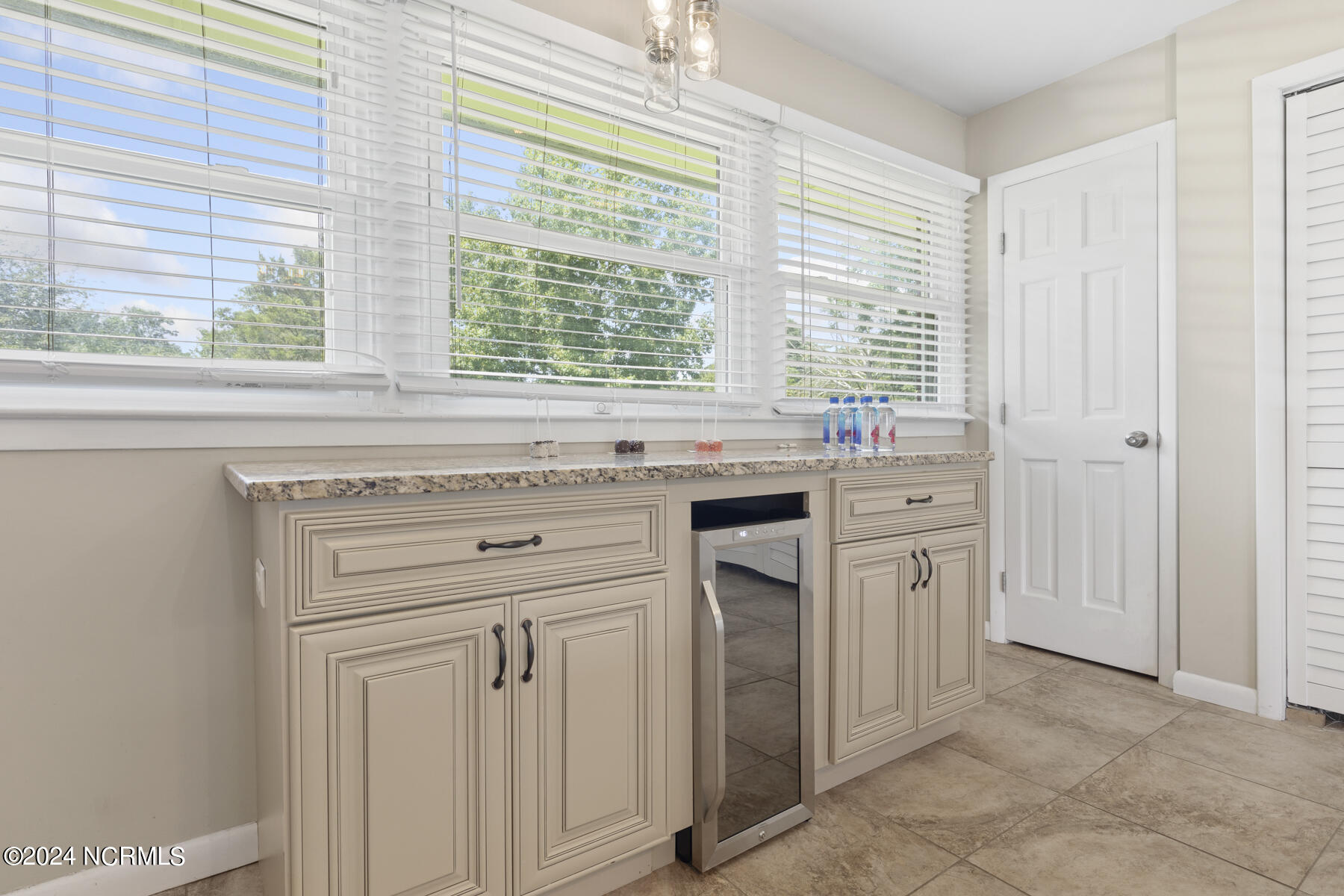 3635 Richlands Highway