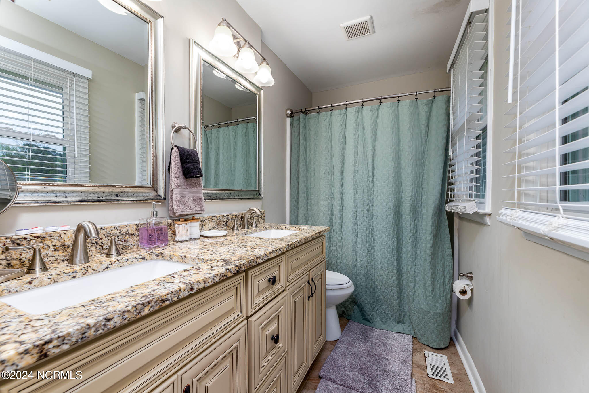 3635 Richlands Highway