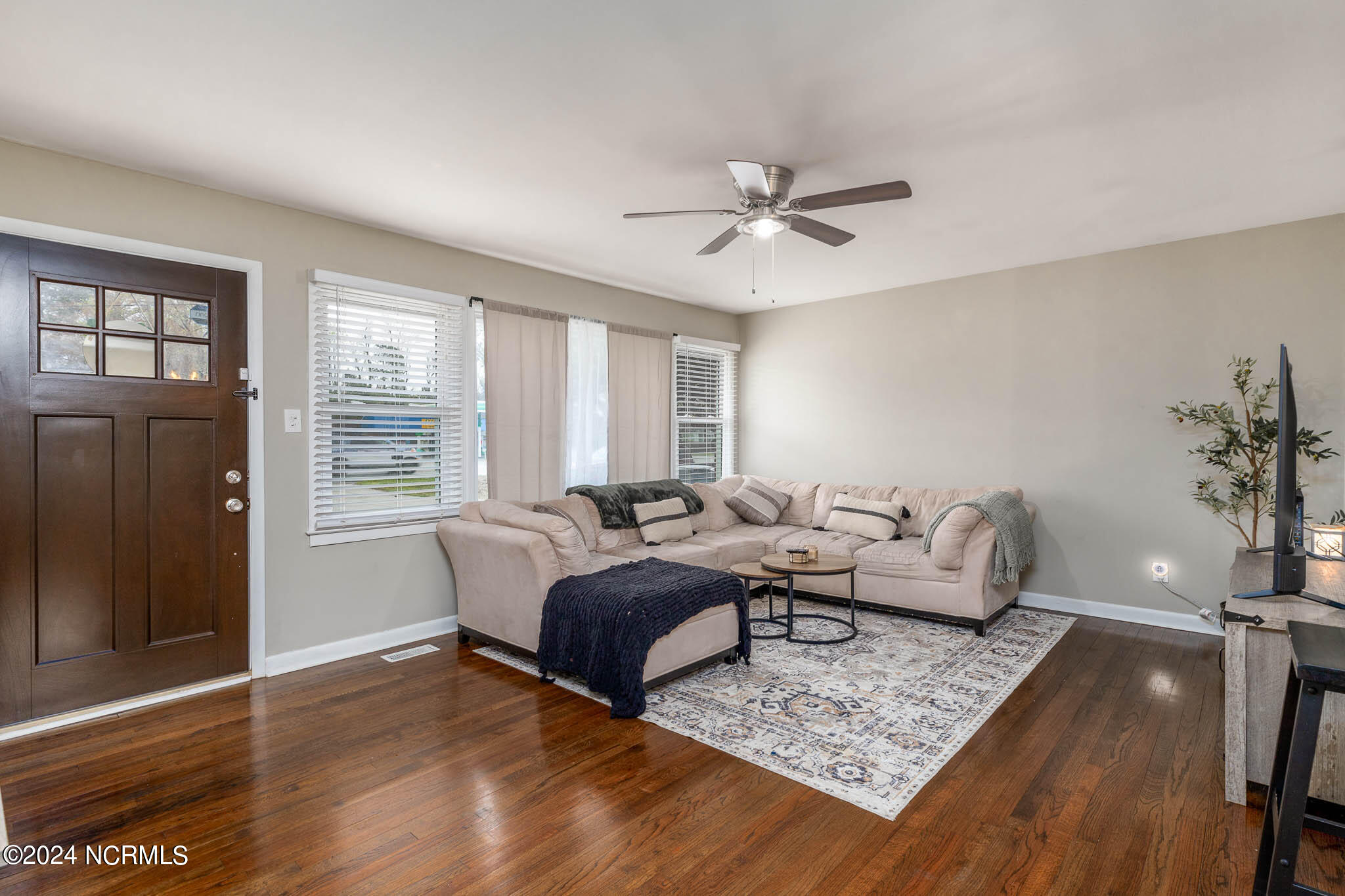 3635 Richlands Highway