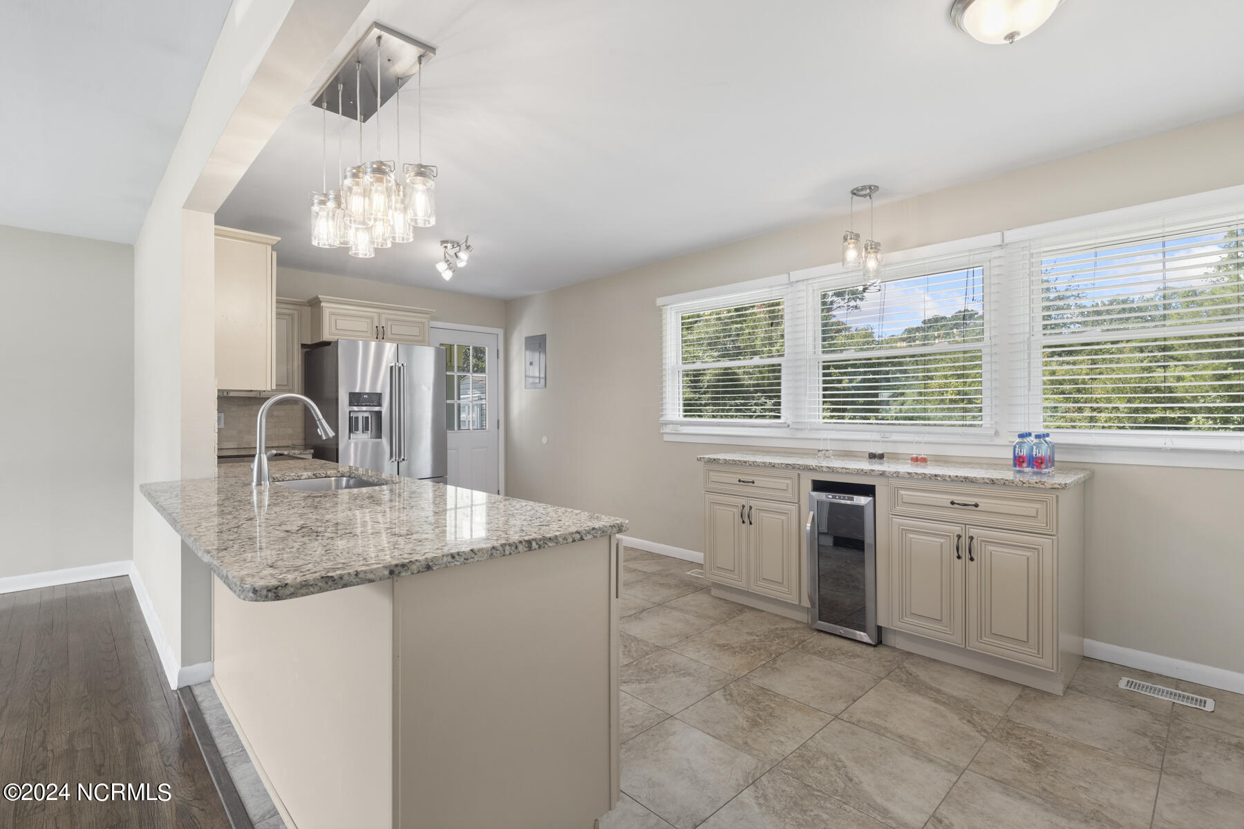 3635 Richlands Highway