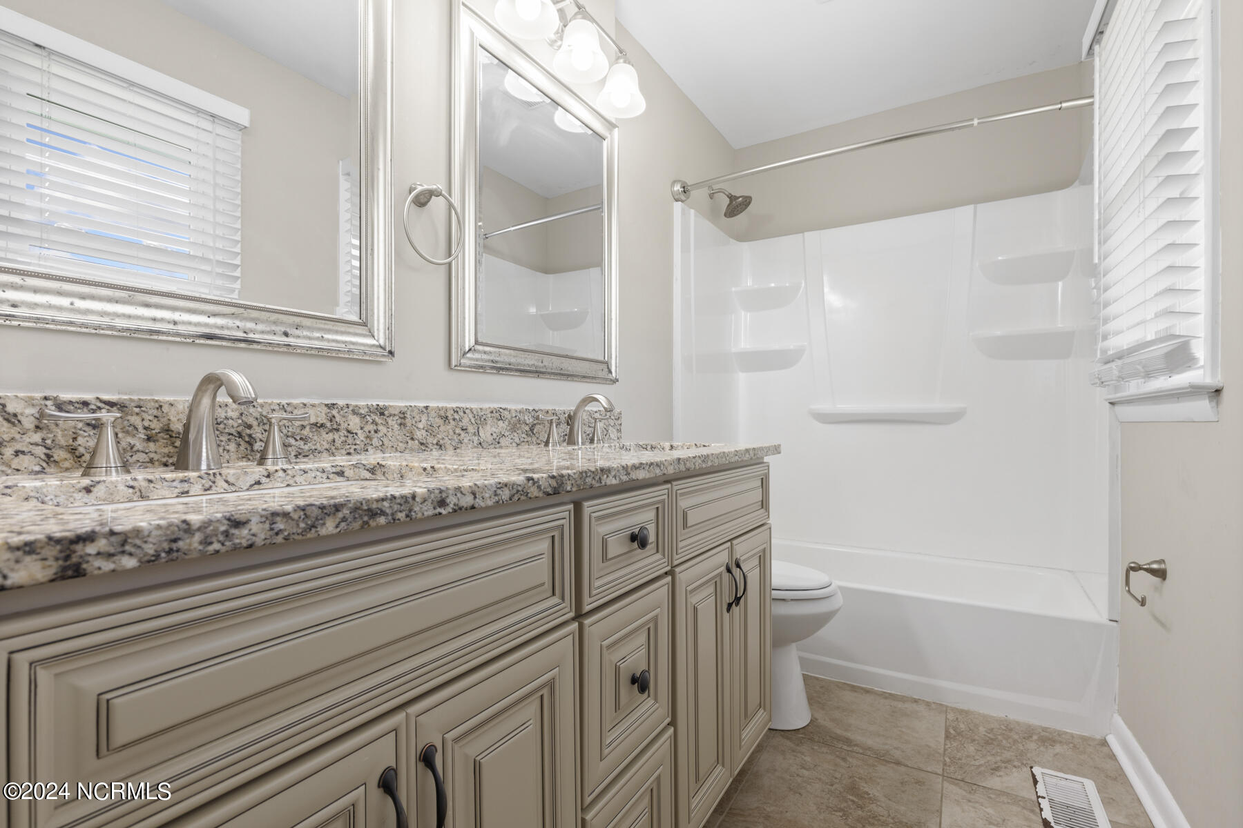 3635 Richlands Highway