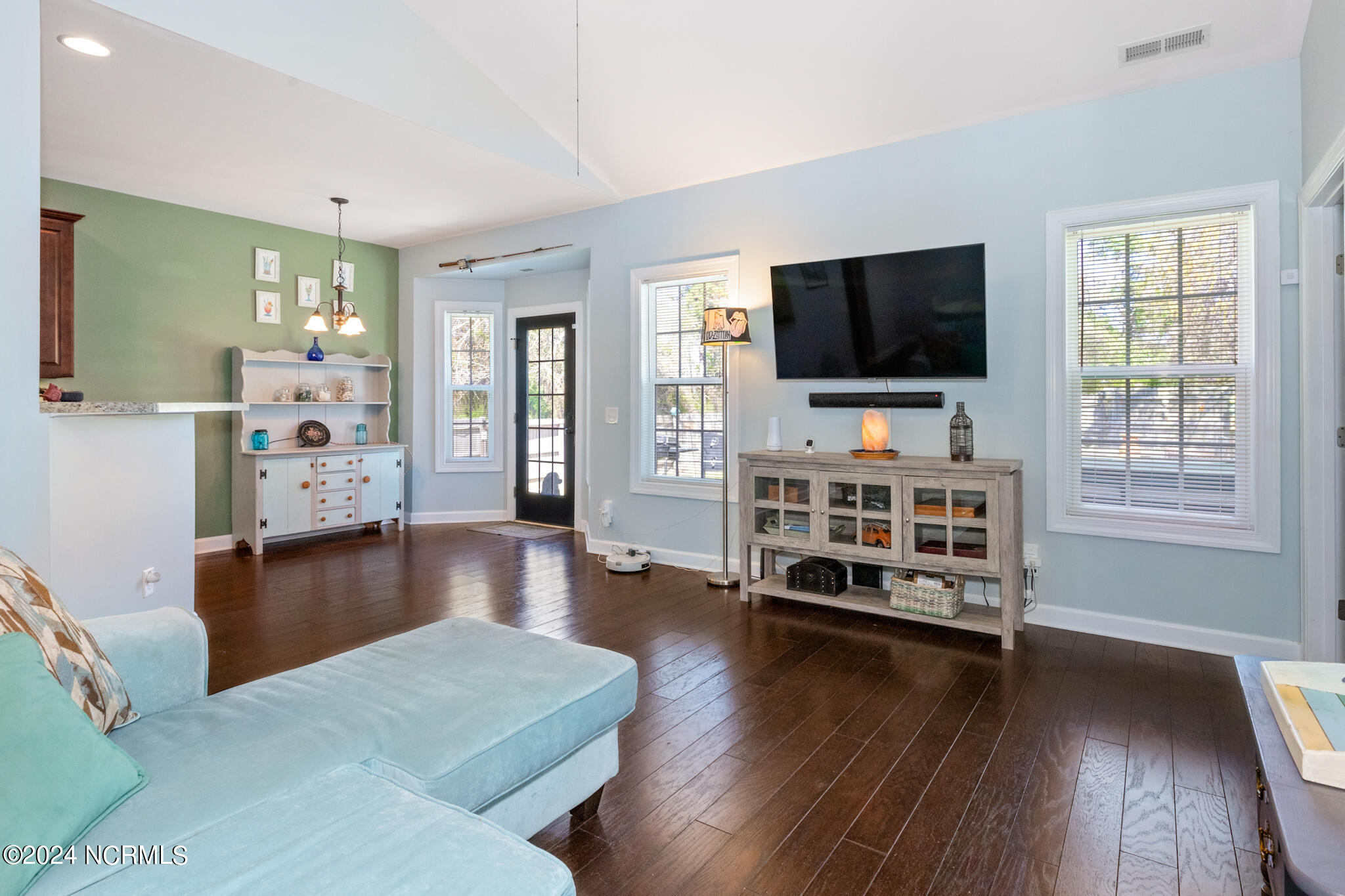 504 Queens Creek Road